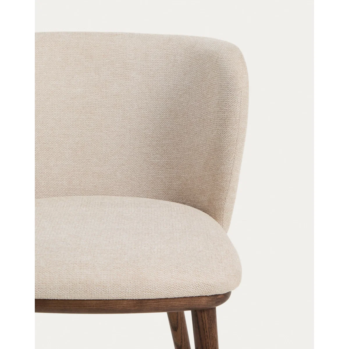 Ciselia flame-retardant beige chenille chair with solid ash wood legs with walnut-coloured finish FSC Mix Credit – image 2