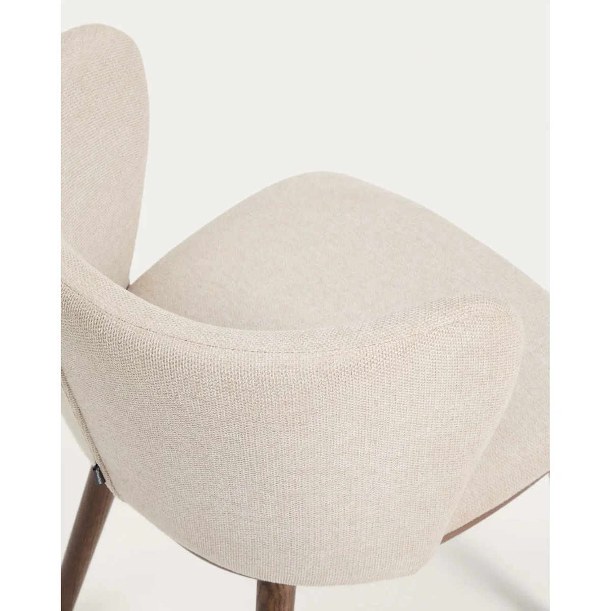 Ciselia flame-retardant beige chenille chair with solid ash wood legs with walnut-coloured finish FSC Mix Credit – image 5