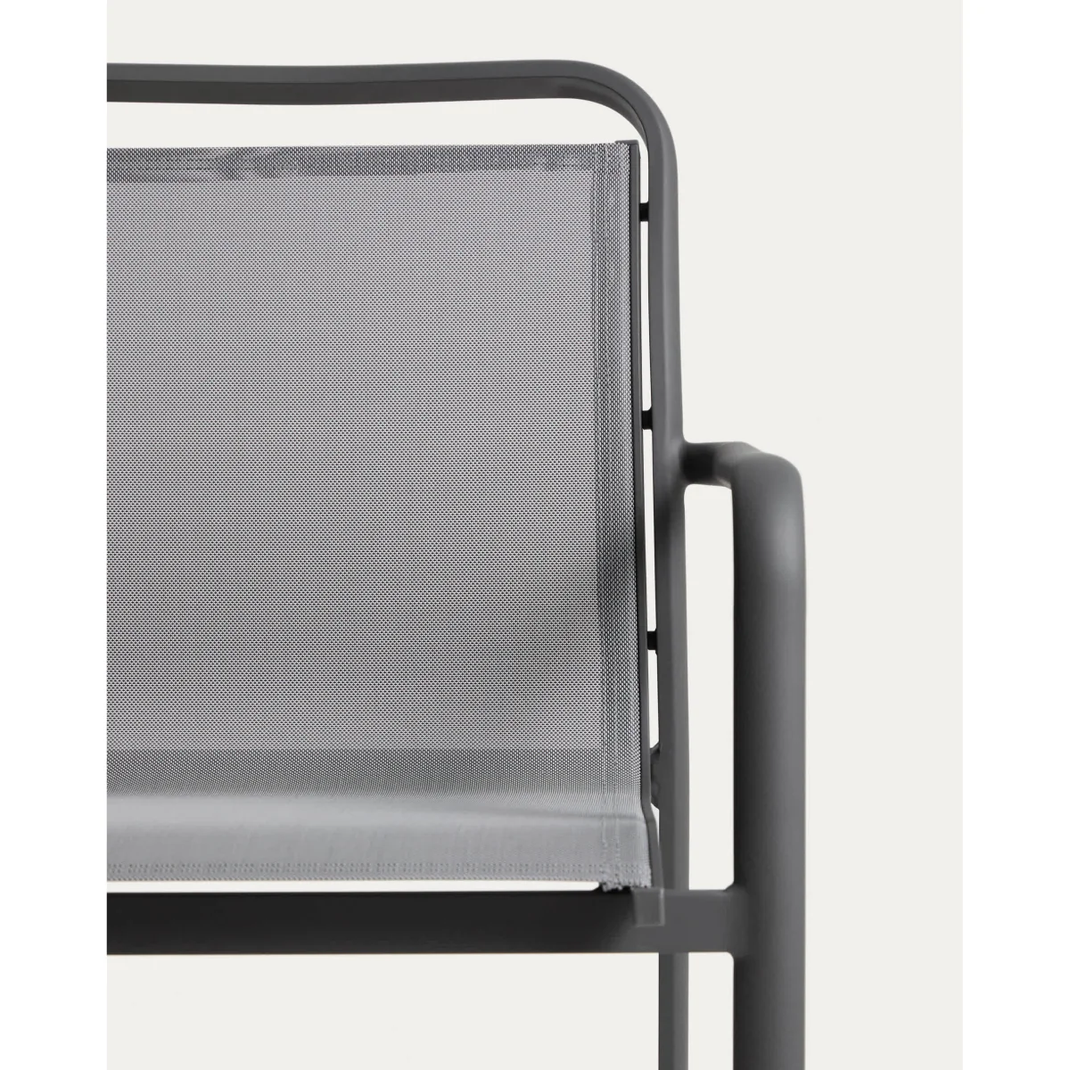 Luri stackable chair in graphite aluminium and grey texteline – image 3