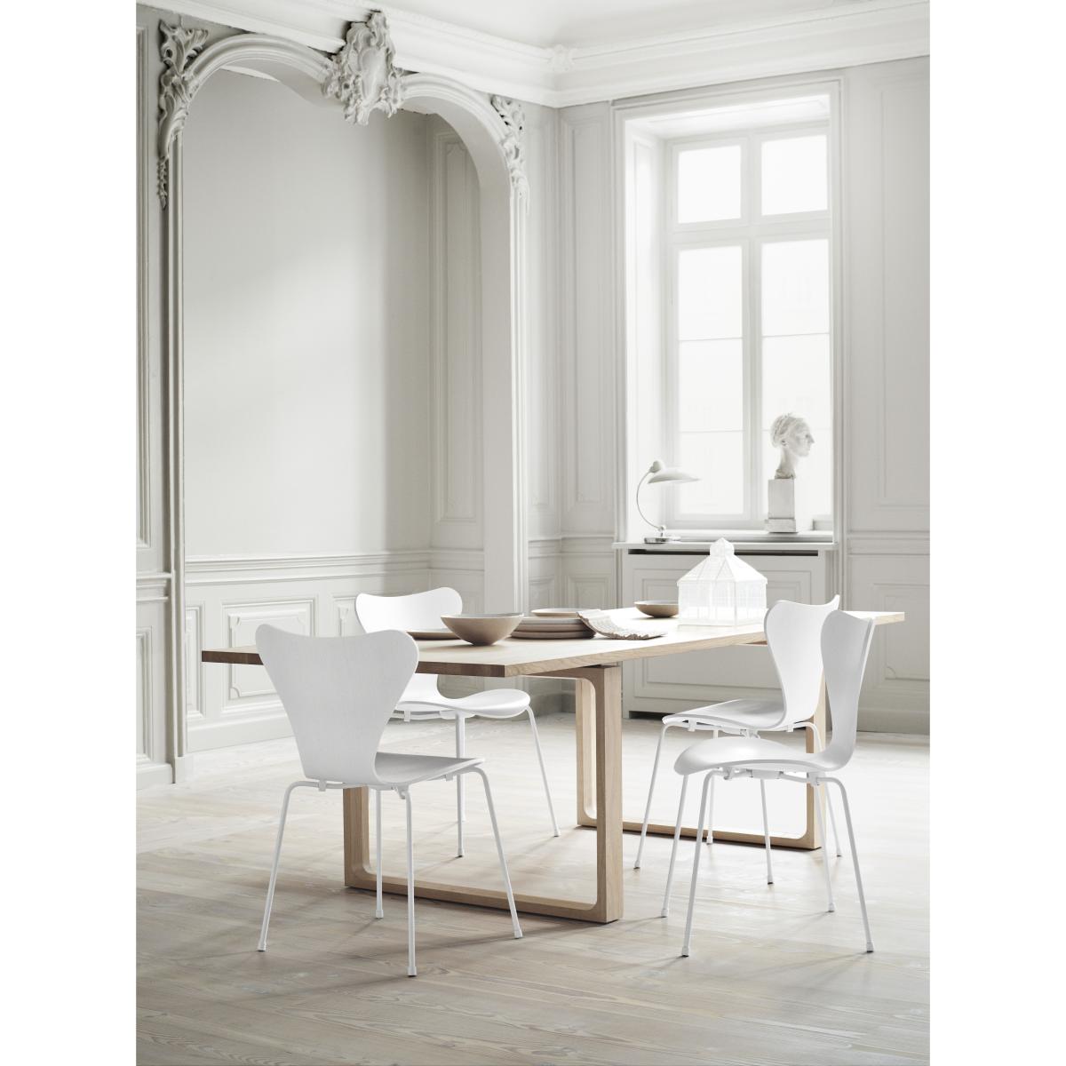 Série 7 Stacking chair - / Stained ash - Exclusive limited edition by Fritz Hansen Green – image 3