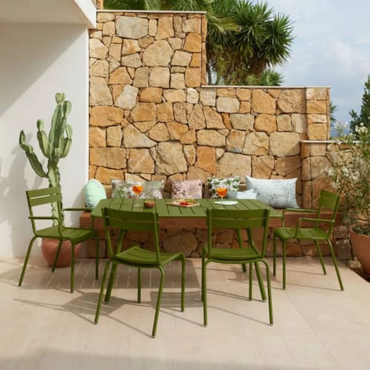 Luxembourg Stacking chair metal green / Aluminium - Fermob – image 3