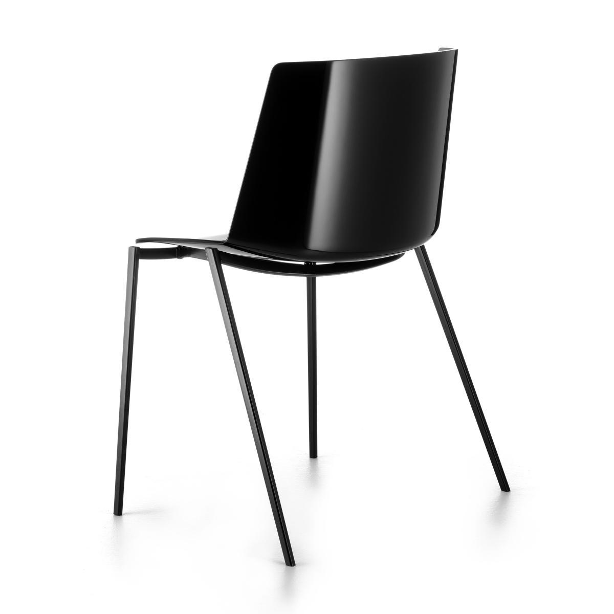 Aïku Stacking chair - / Metal square legs by MDF Italia Grey/Black – image 2