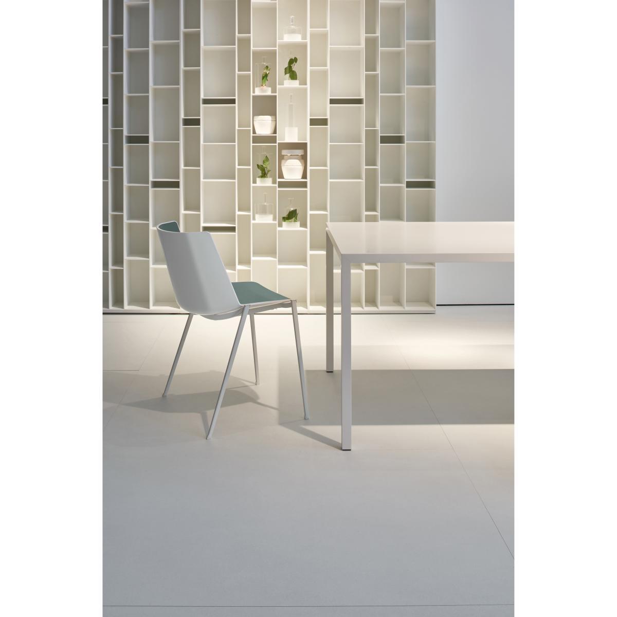 Aïku Stacking chair - / Metal square legs by MDF Italia Grey/Black – image 6