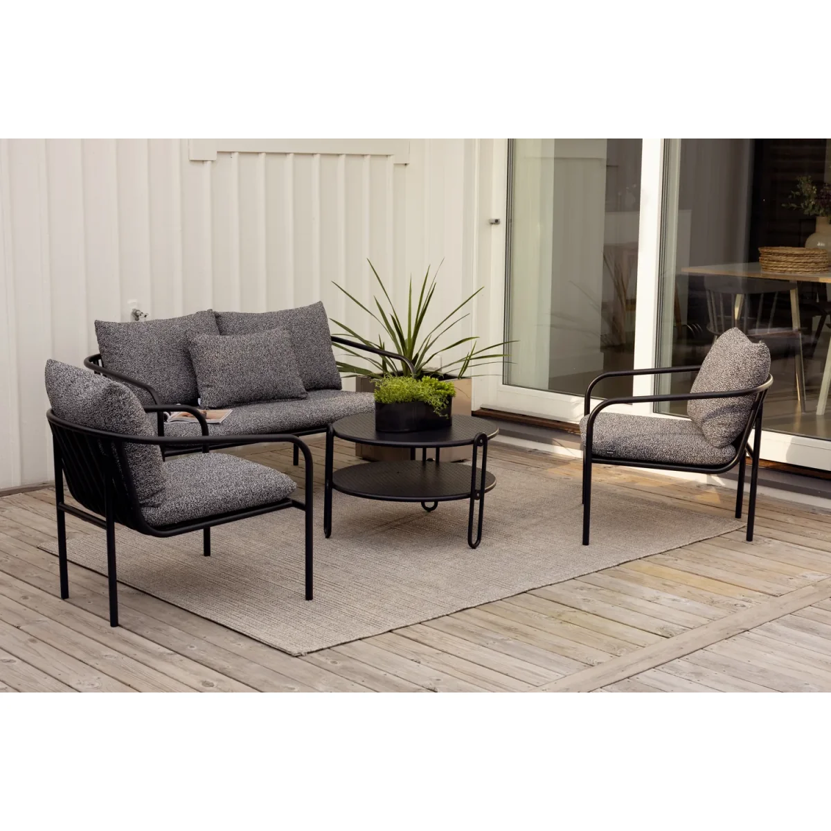 Brafab Bendt armchair Black-teddy ant – image 3