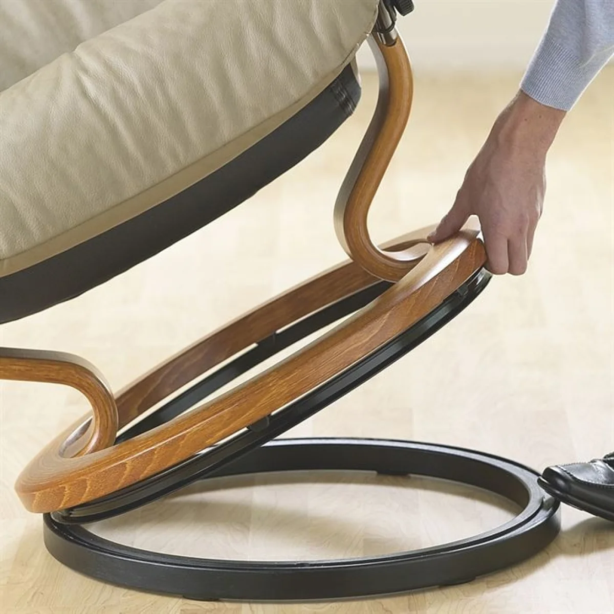 Stressless Elevator Ring For S Chairs from November 2011 - Diameter 595mm – image 3