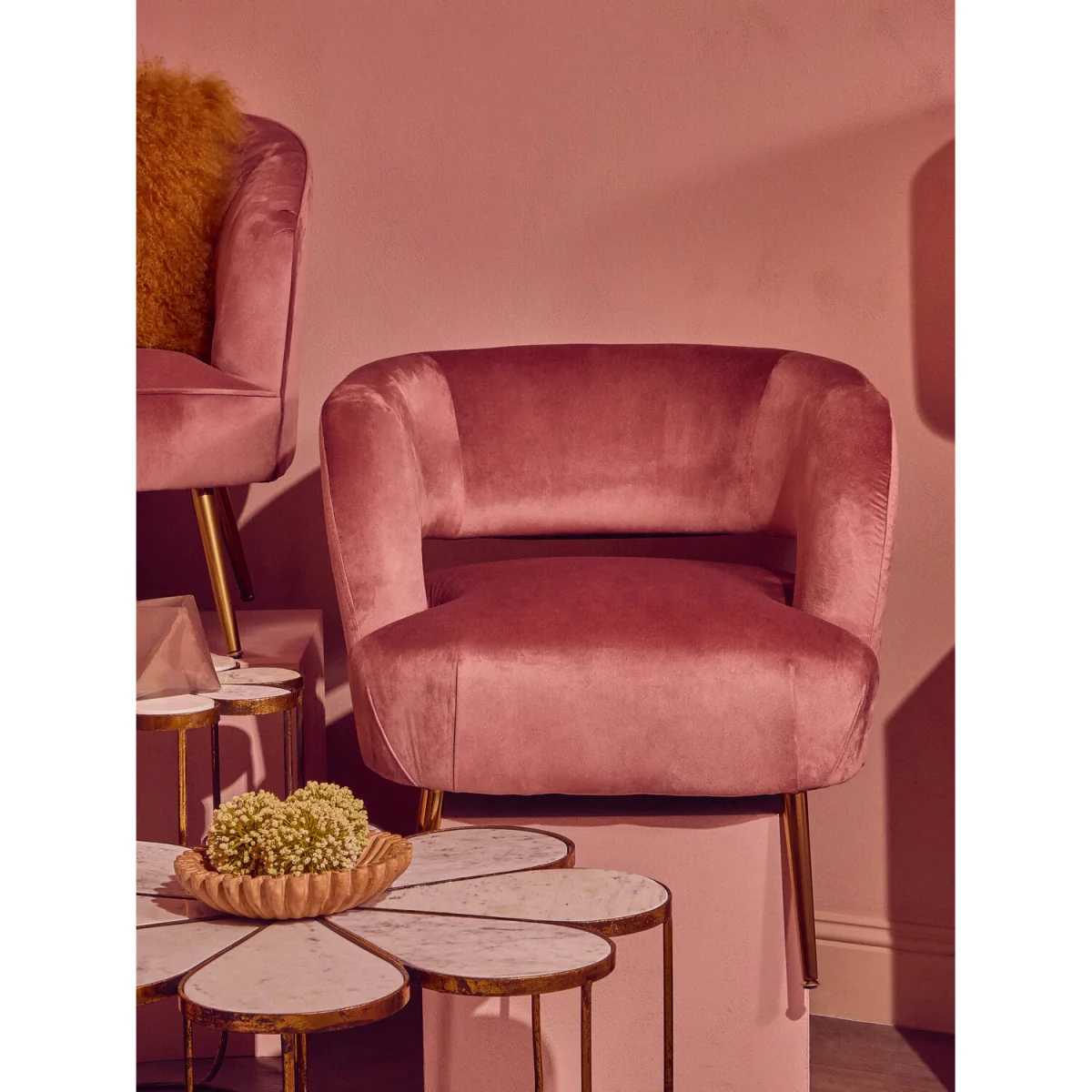 Larissa Pink Velvet Curved Accent Chair - Pink – image 2