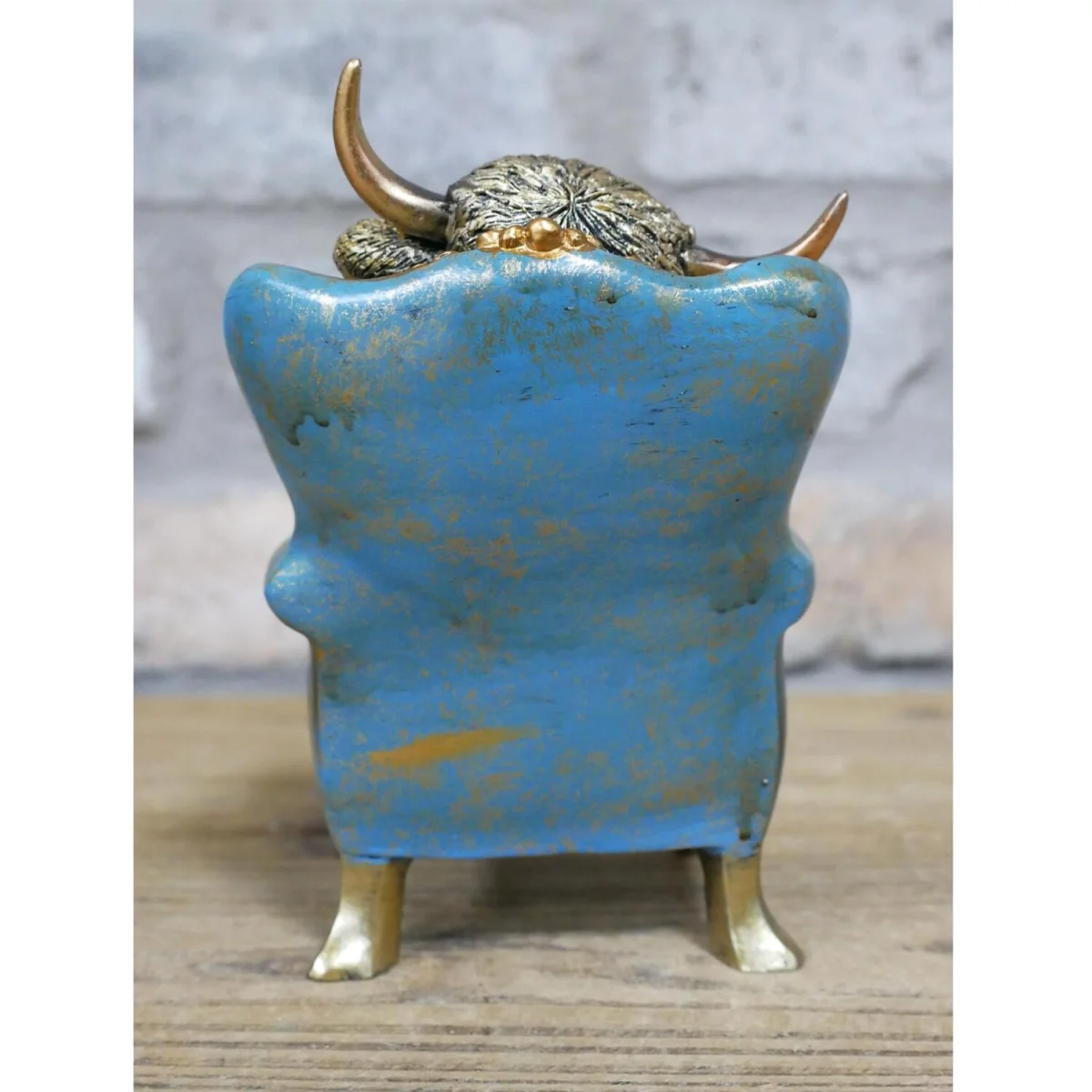 Highland Cow On A Chair - Gold – image 6