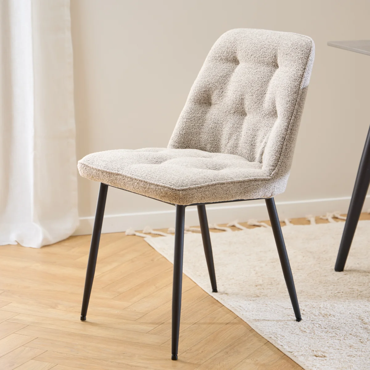 Wicklow Rect Table Grey/Black 140x80 + 4 Brooke Monza Beige Chairs - Grey & Black – image 3
