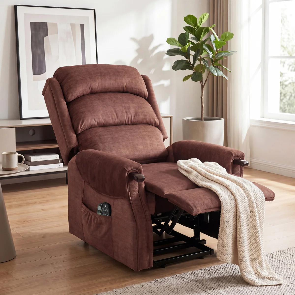 HOMCOM Power Lift Recliner Chair with Vibration and Heat - Brown – image 3