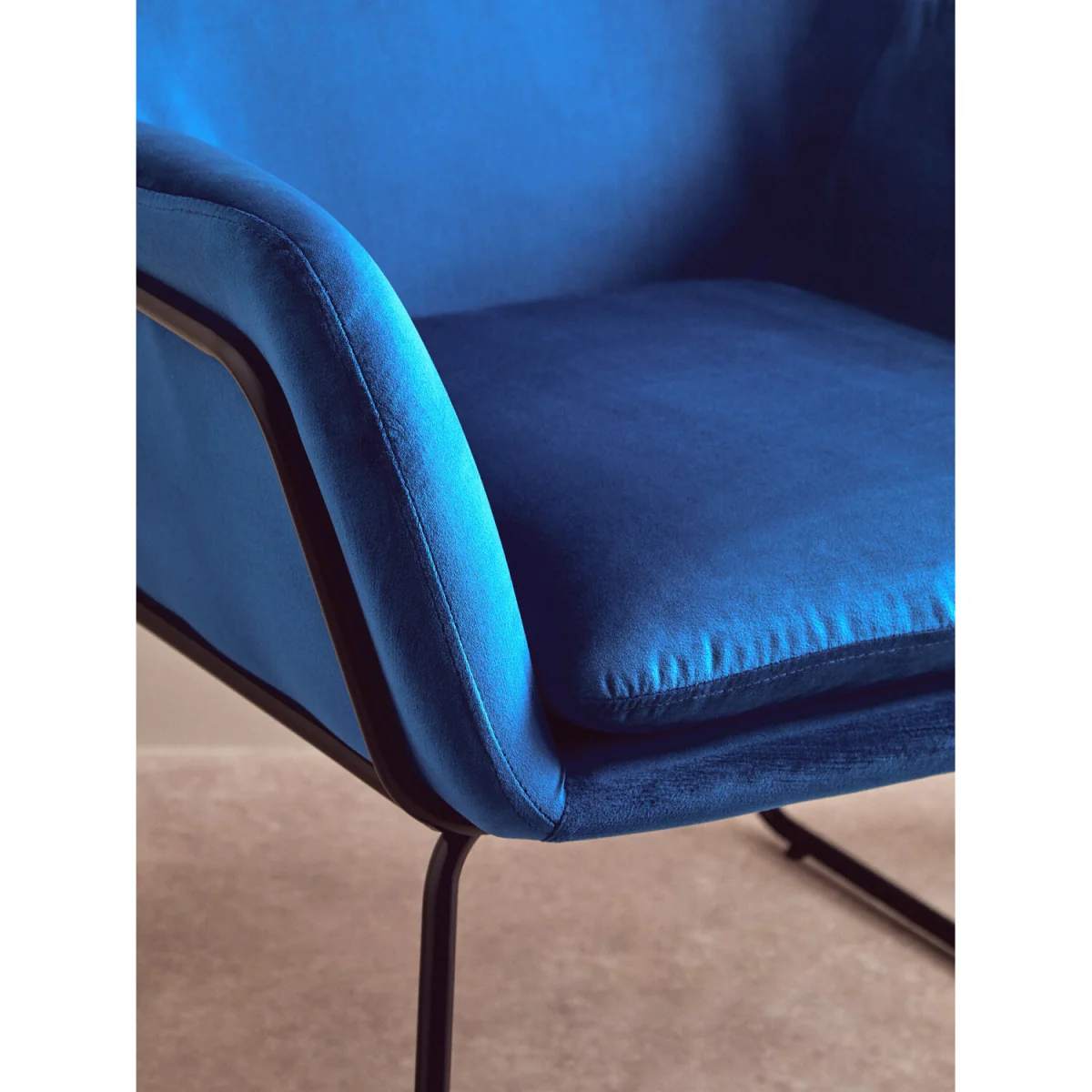 Xander Midnight Blue Velvet and Black Frame Accent Chair - Blue – image 2