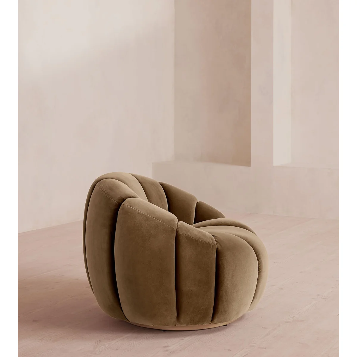 Garret Chair, Velvet, Truffle, UK – image 4