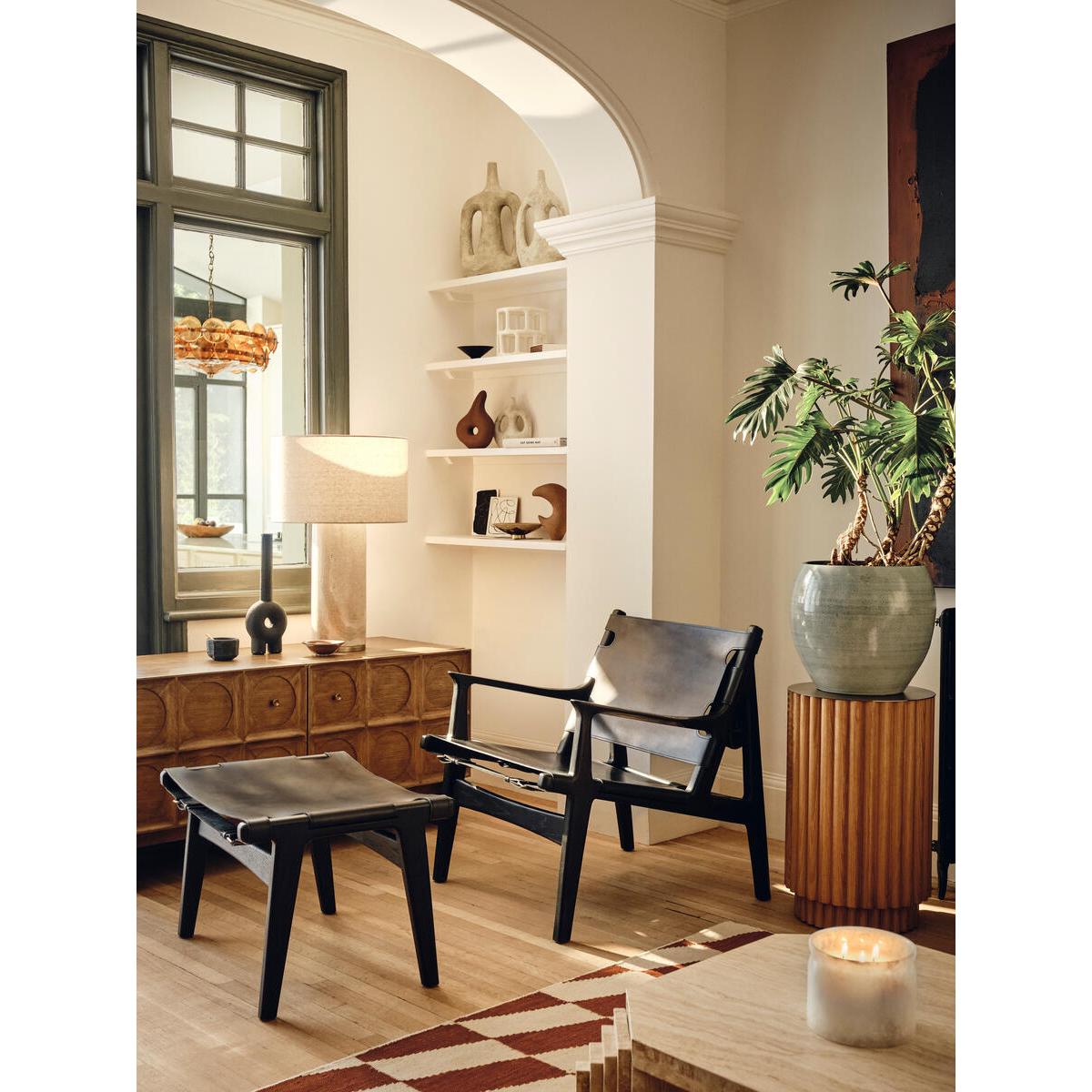 Sagrada Chair, Black – image 1