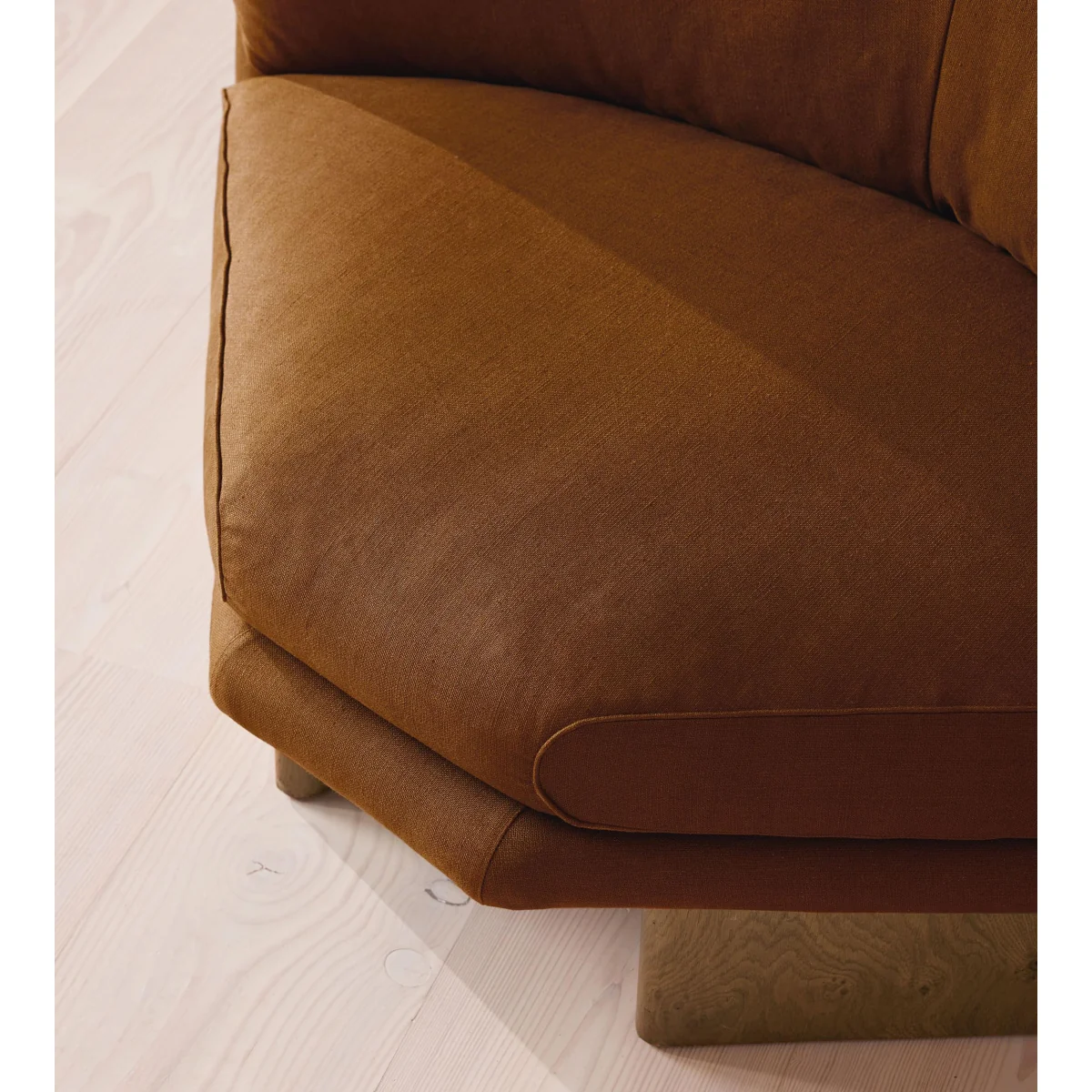 Tellis Corner Chair, Linen, Terracotta, UK – image 6