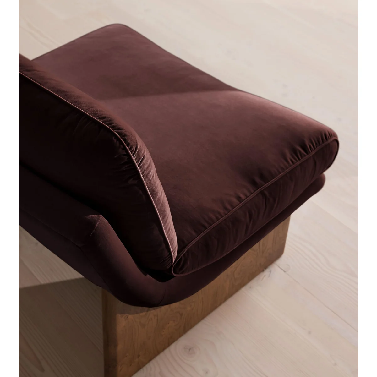 Tellis Chair, Velvet, Aubergine, UK – image 6