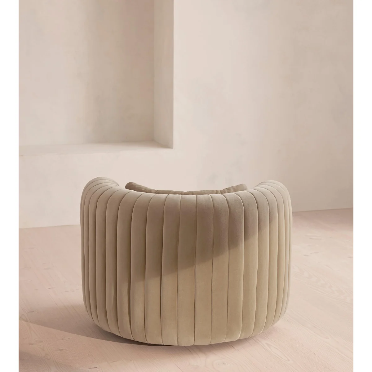 Vivienne Armchair, Velvet, Oyster, UK – image 5
