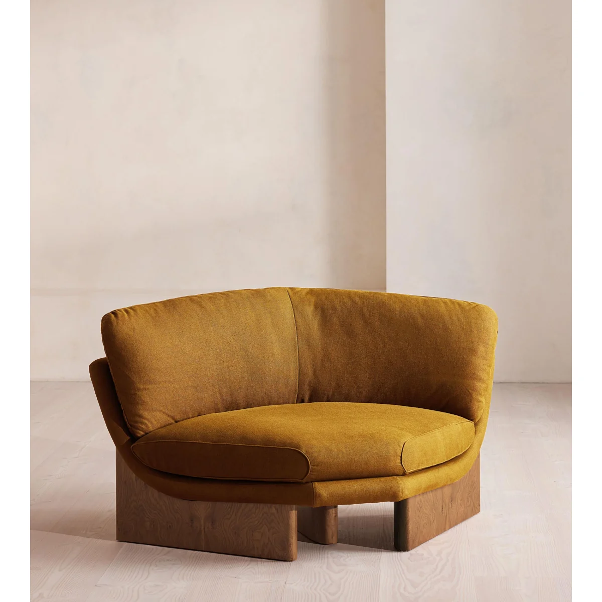 Tellis Corner Chair, Linen, Turmeric, UK – image 3