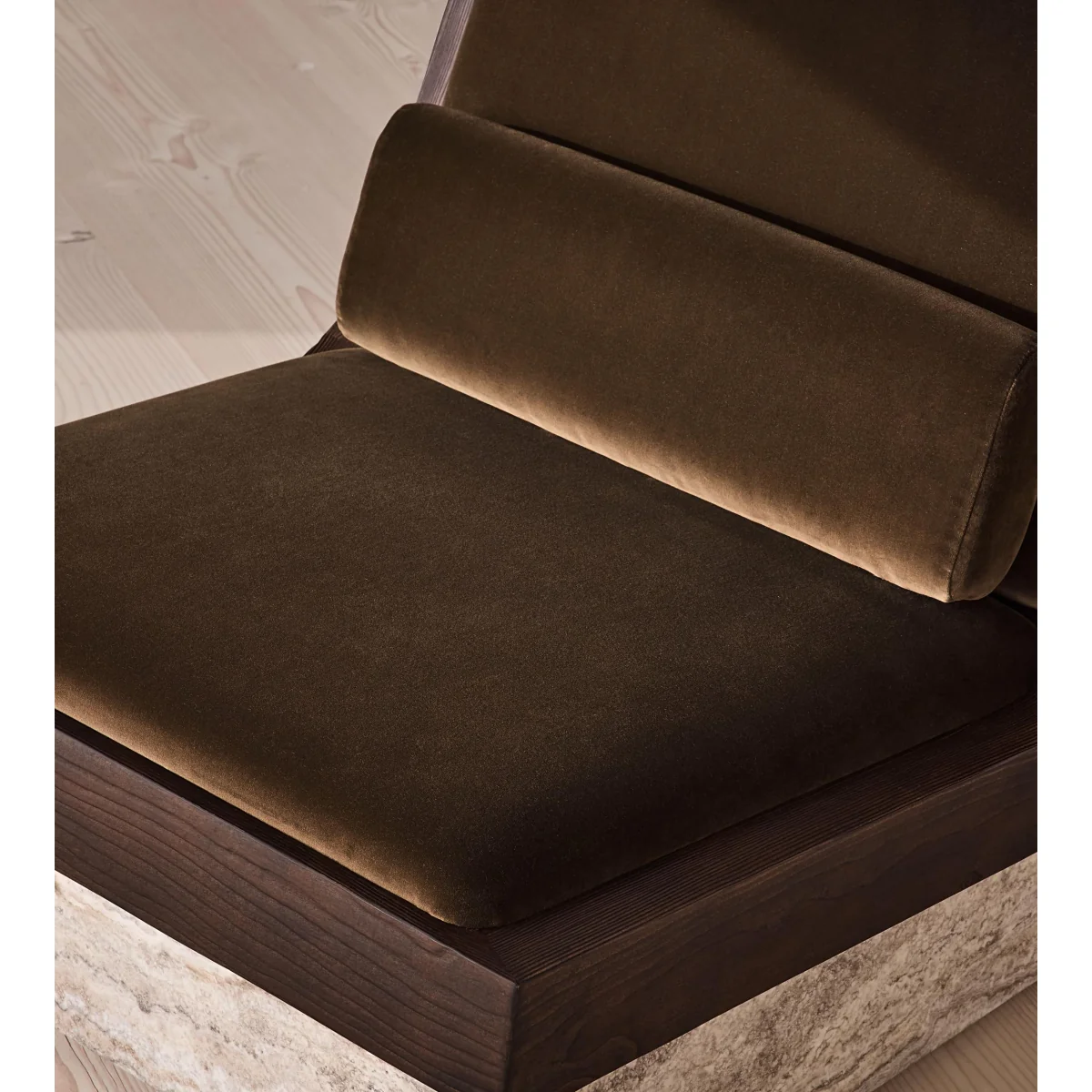 Danilo Armchair, Velvet, Chocolate UK – image 7