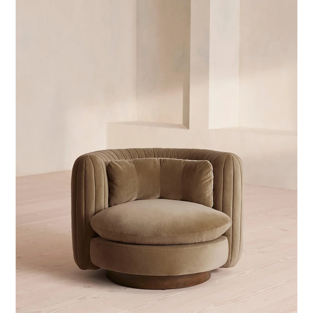 Vivienne Armchair, Velvet, Truffle, UK – image 3