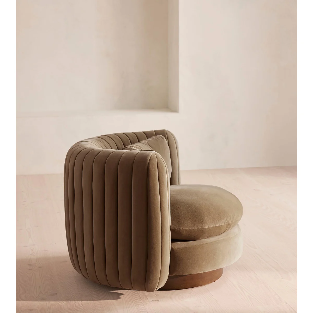 Vivienne Armchair, Velvet, Truffle, UK – image 4