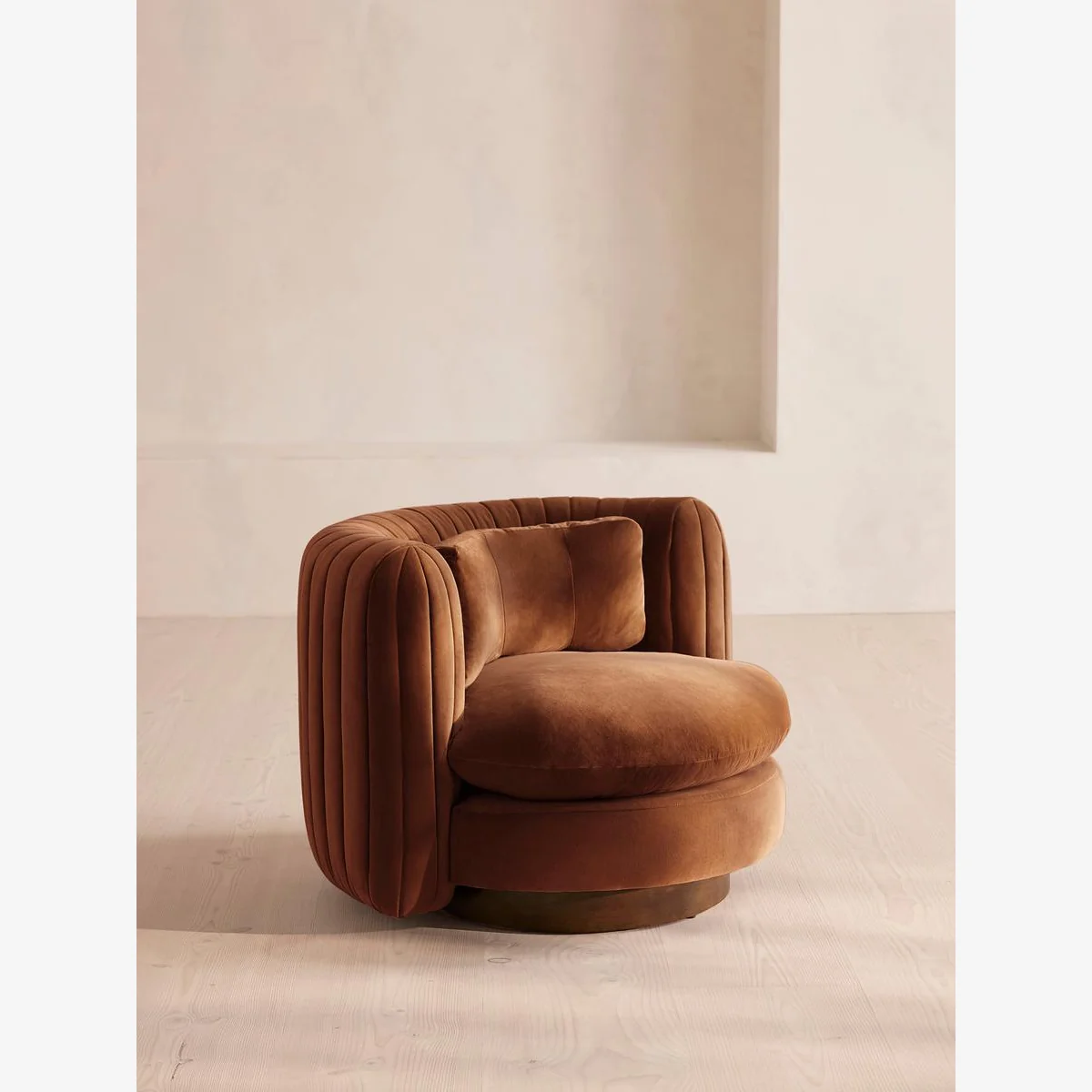 Vivienne Armchair, Velvet, Cinnamon, UK – image 1