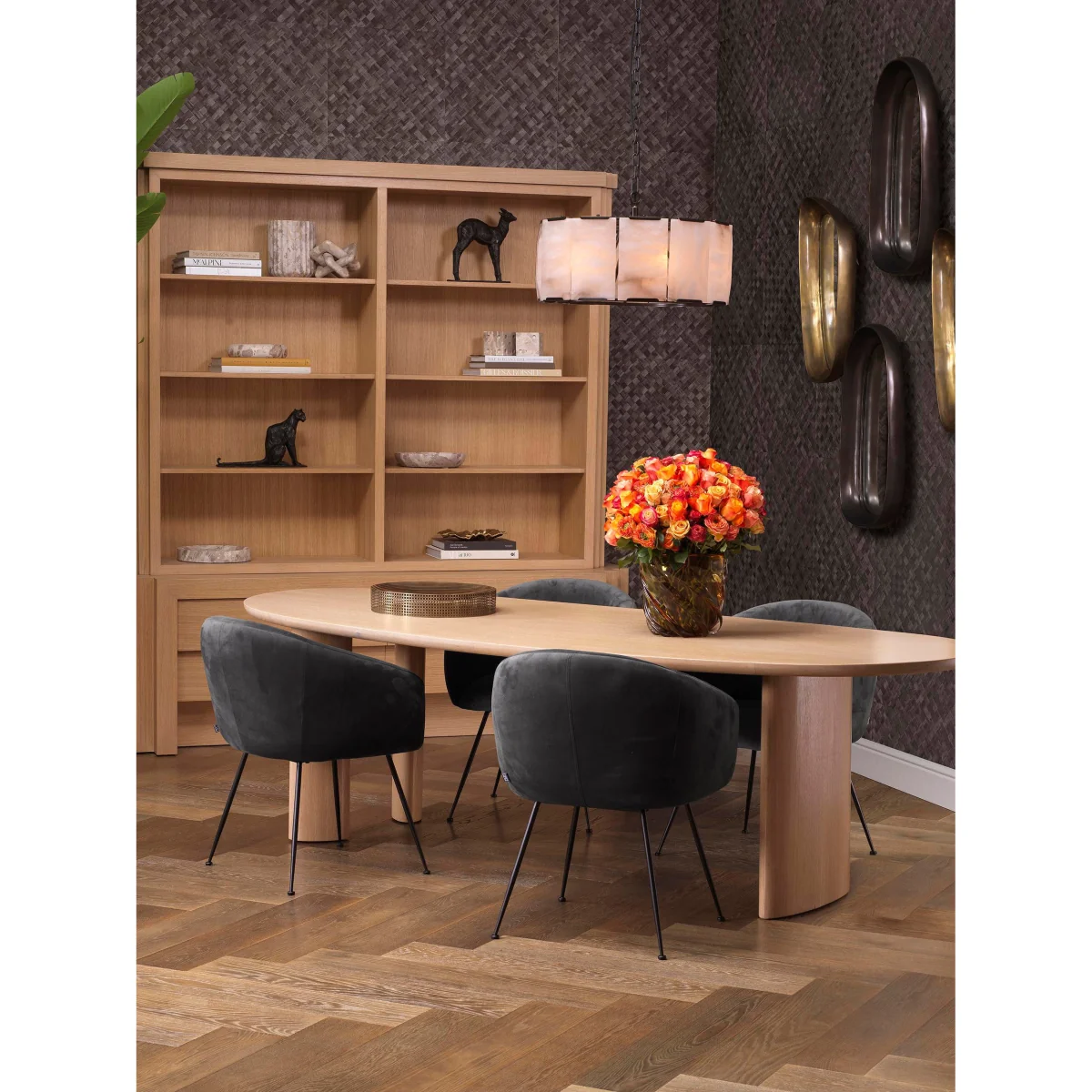 Velvet Dining Chair Elbury with Armrests – image 2