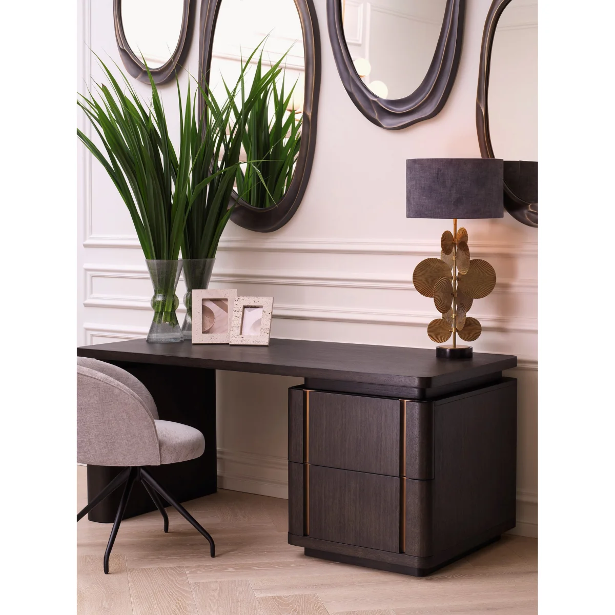 Upholstered Swivel Dining Chair Masters with Armrests – image 2