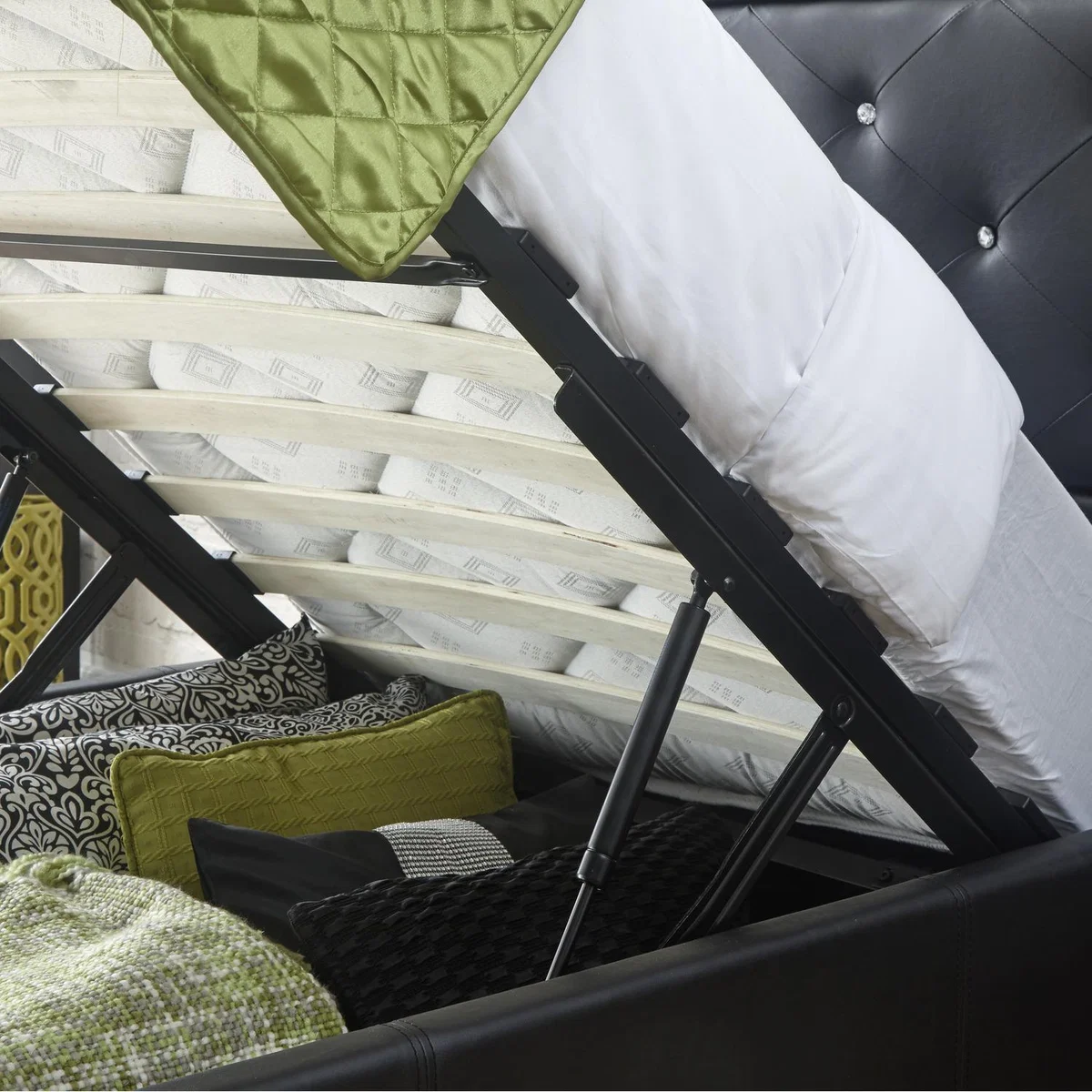 Hollywood Ottman Bed - Black / Single – image 2