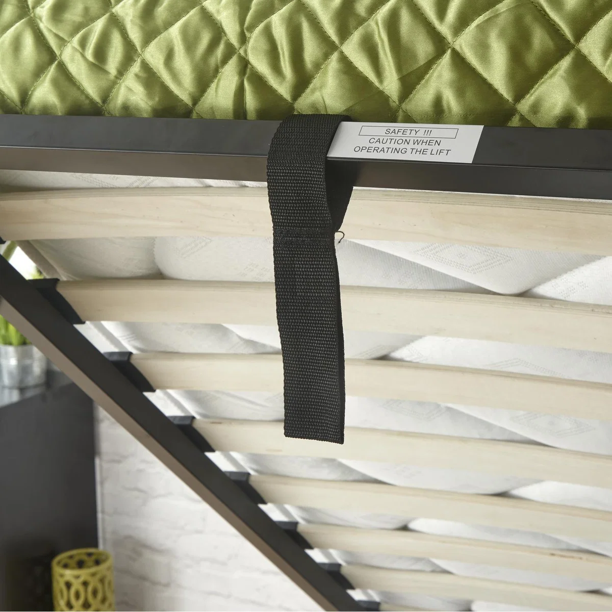 Hollywood Ottman Bed - Black / Single – image 4