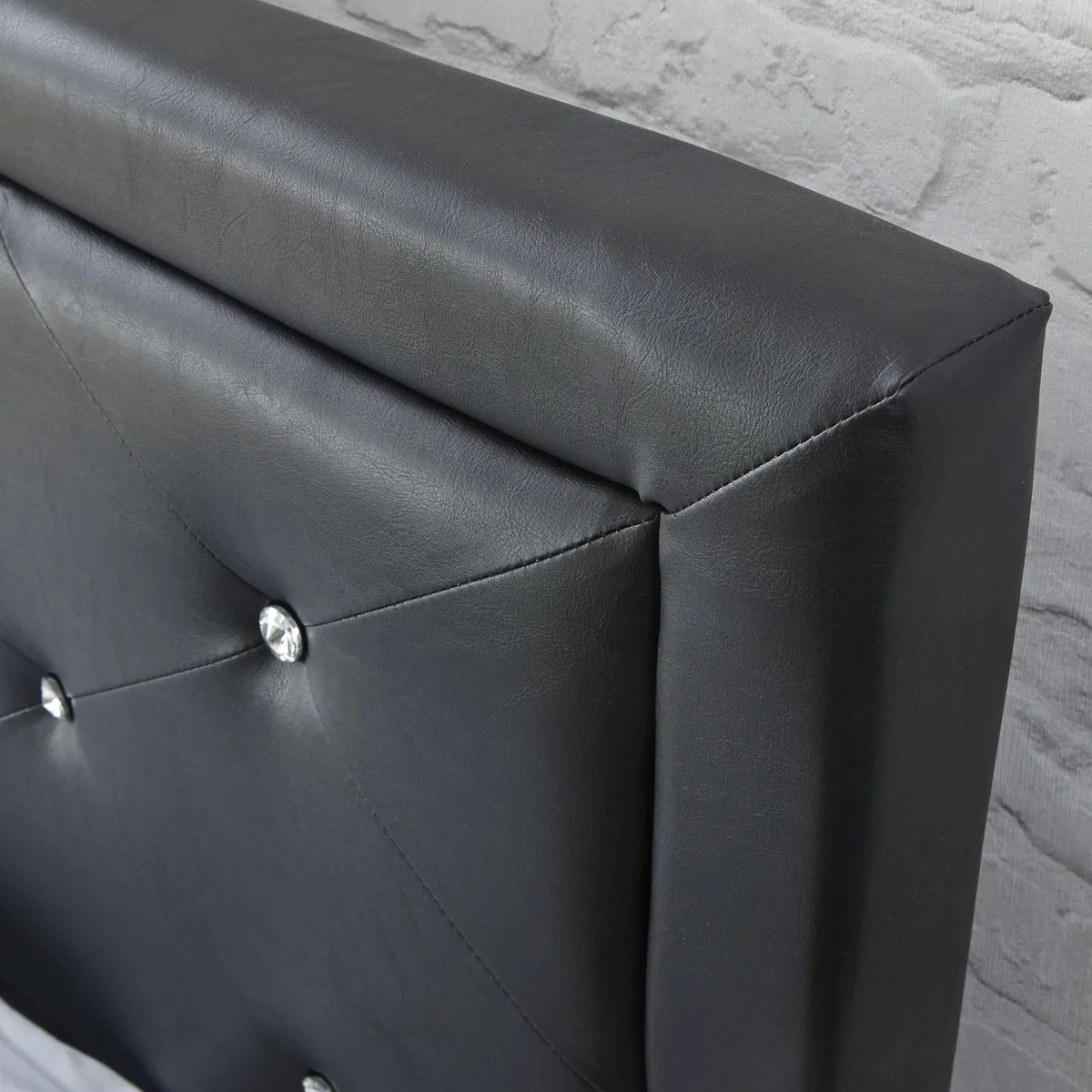Hollywood Ottman Bed - Black / Single – image 6