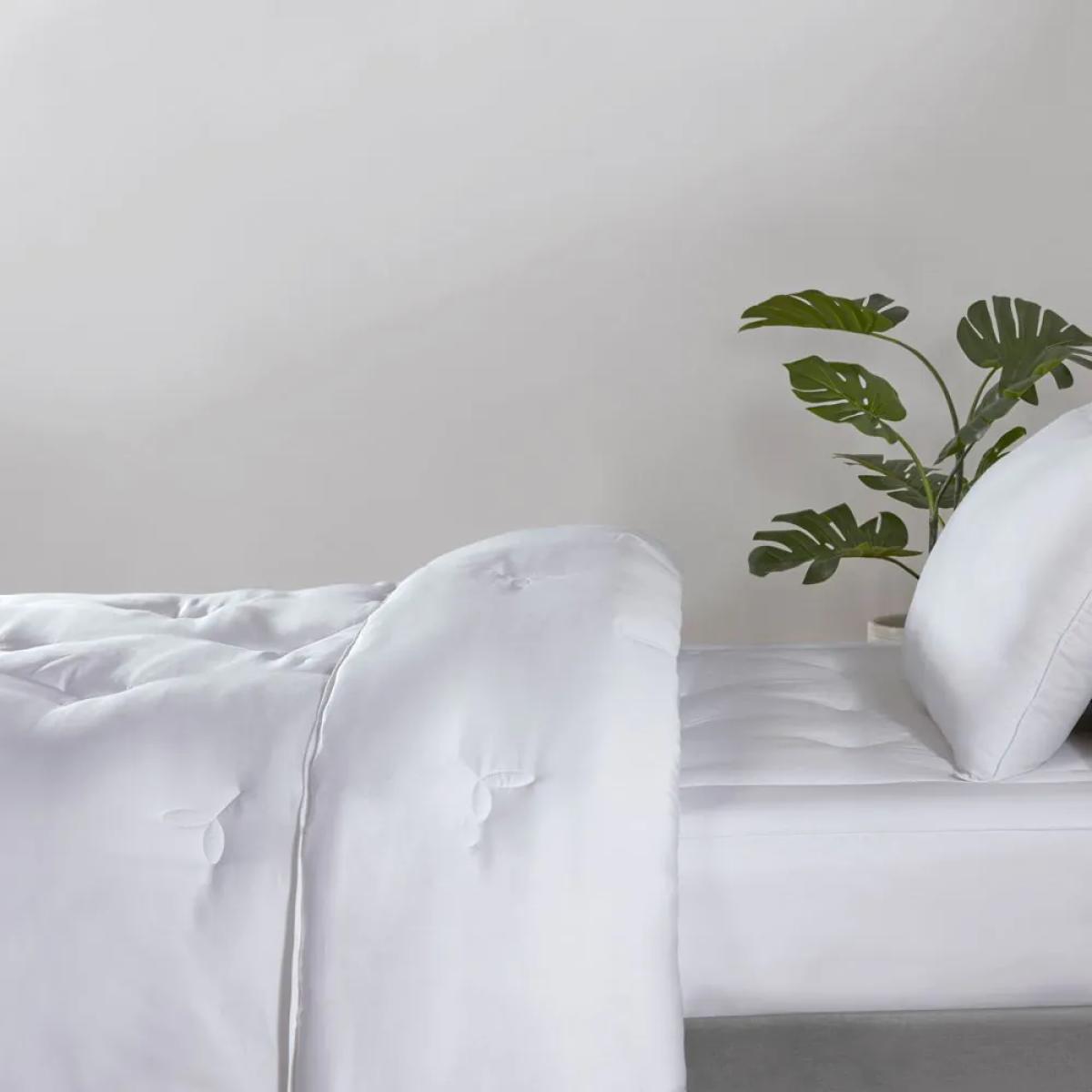 10.5 Tog Hotel Collection Lyocell King Duvet, White – image 2
