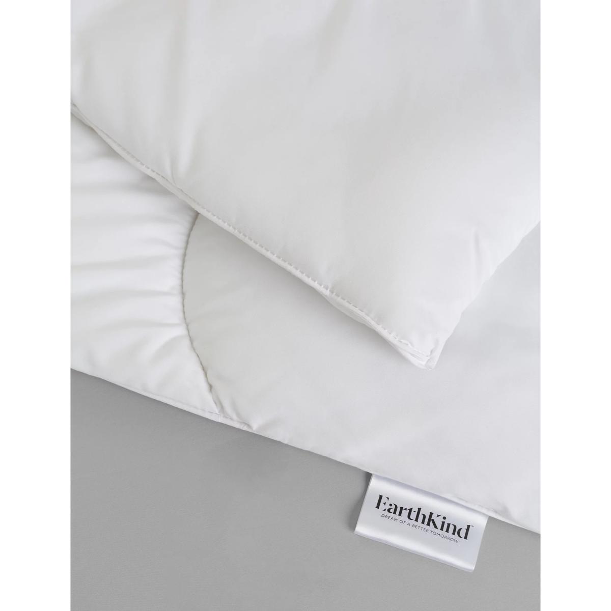 Earthkind Recycled Synthetic 10.5 Tog Duvet - 5FT - White, White – image 8