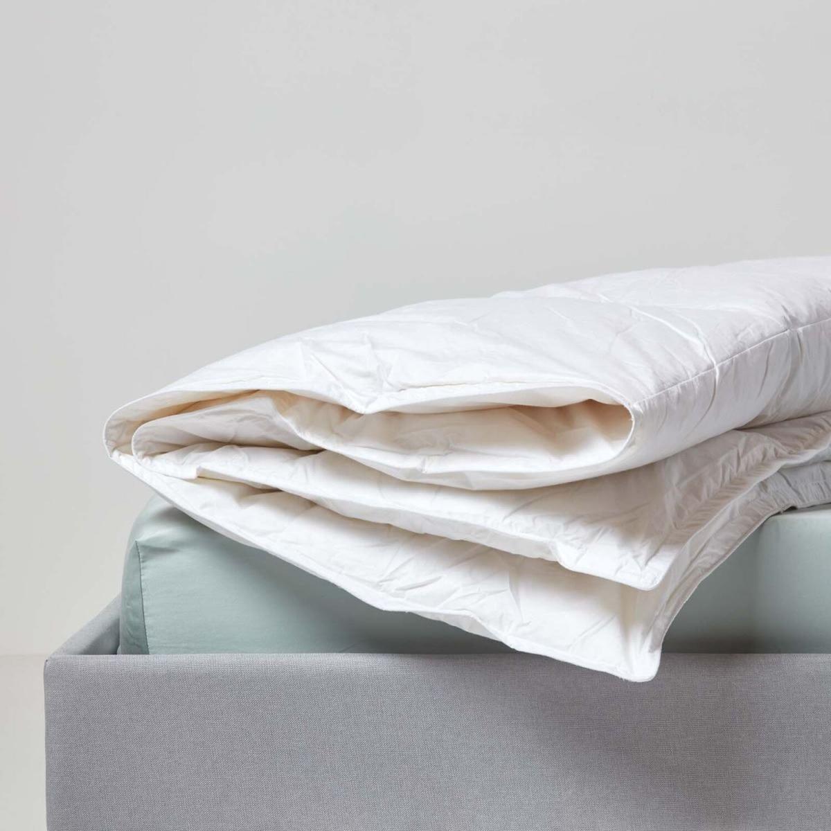 Homescapes Duck Down 9 Tog Duvet - White / King size – image 4
