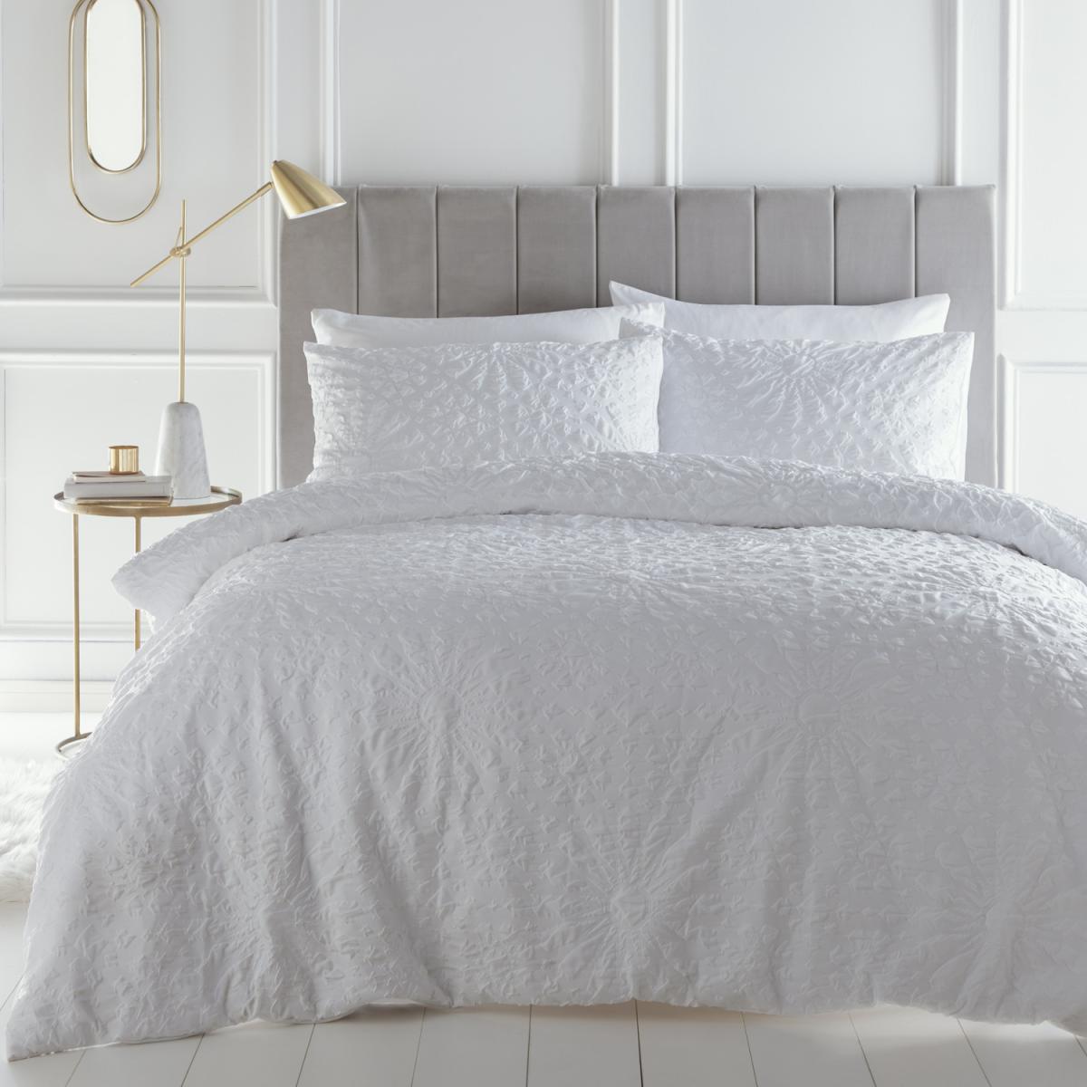 Athena Duvet Set - White / King – image 4