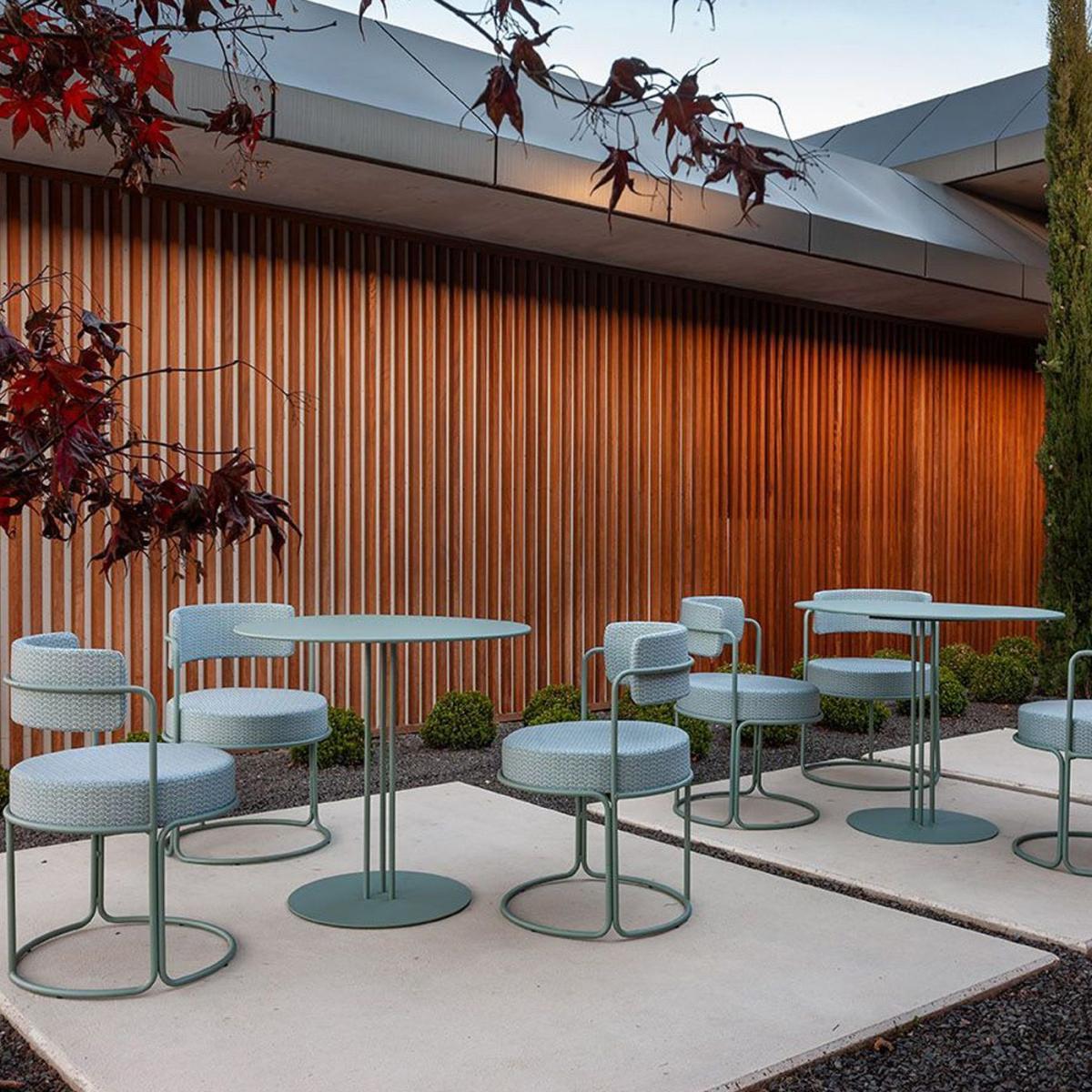 Lite Blue Paradiso Chair – image 2