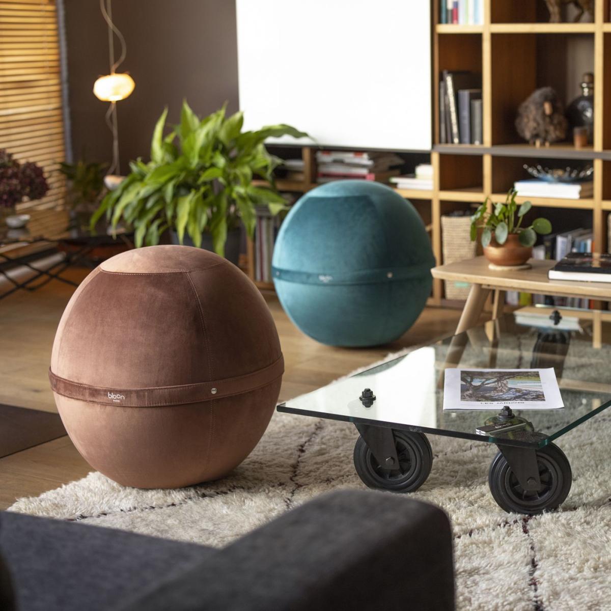 Sapphire Blue Velvet Bloon Seat L – image 2