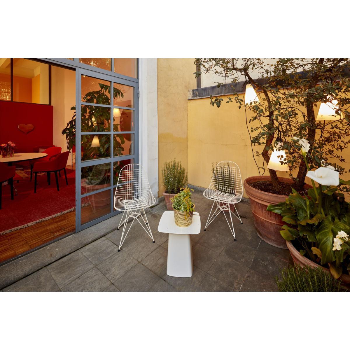 Wire Chair DKR Chair - / By Charles & Ray Eames, 1951 by Vitra Black – image 7