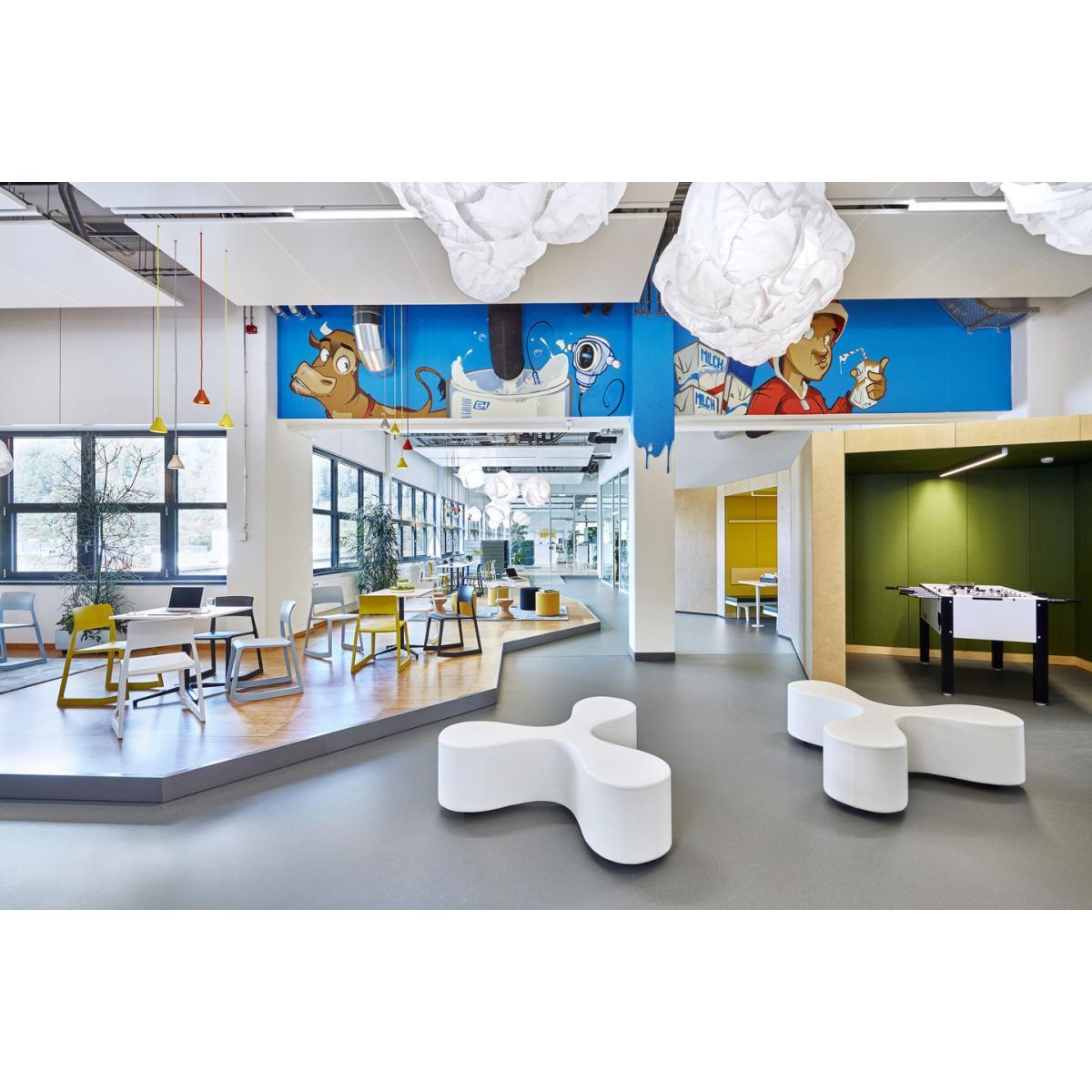 Tip Ton RE Chair - / Recycled plastic - Tilting & ergonomic by Vitra Grey – image 8
