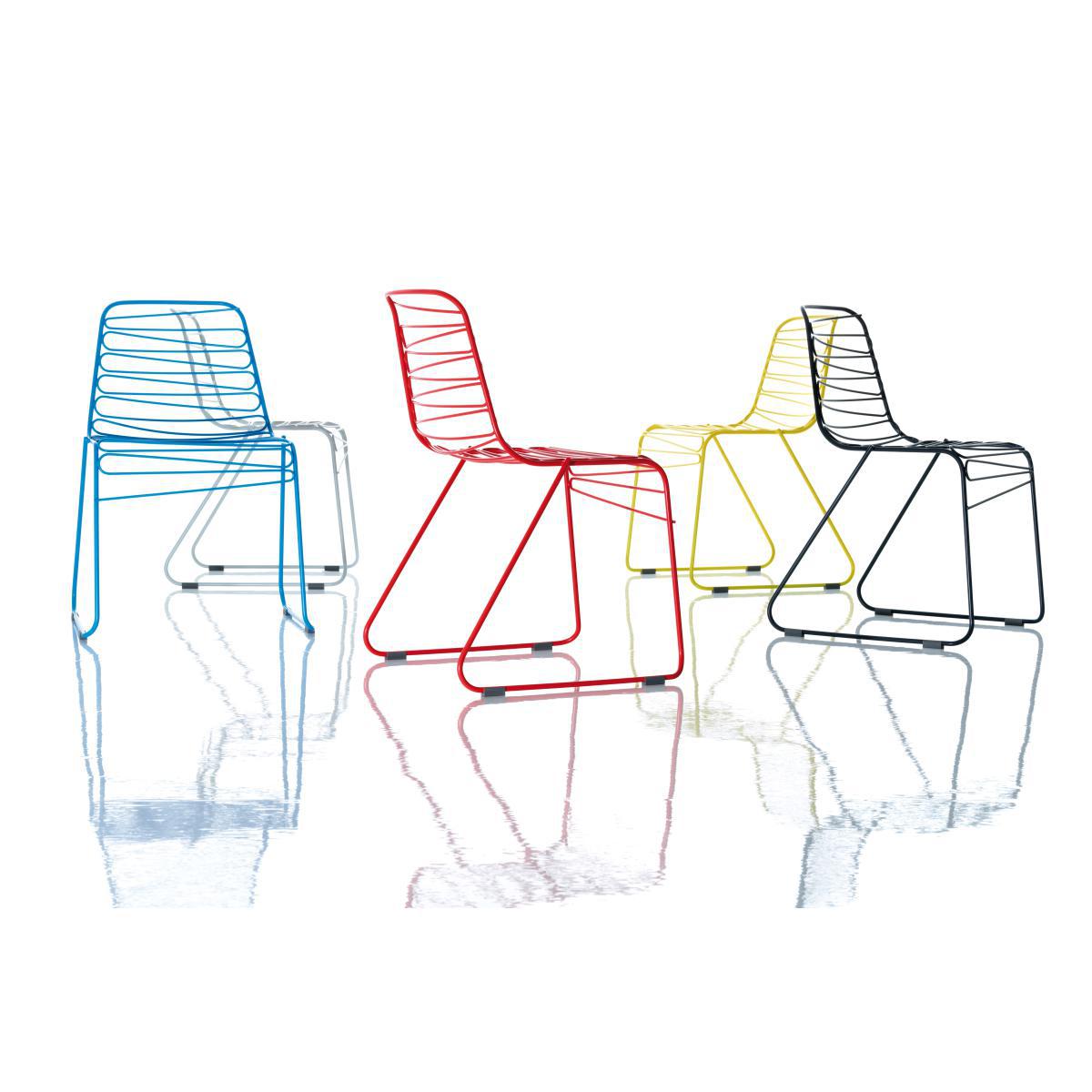 Flux Stacking chair - Metal by Magis Red – image 2
