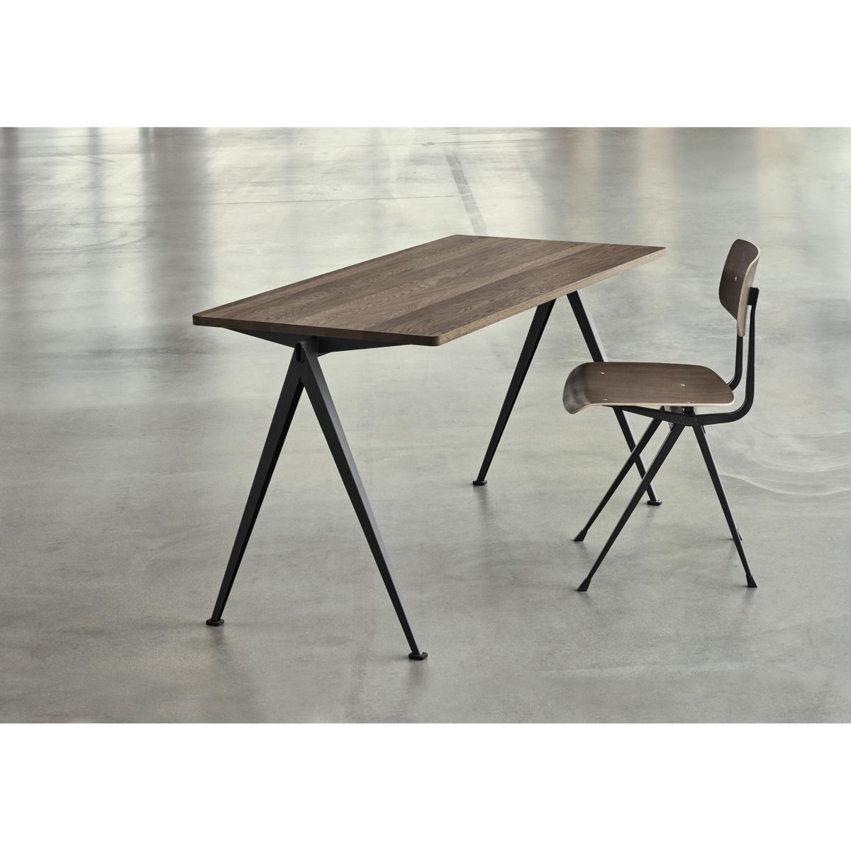 Result Chair - / 1958 reissue by Hay Black/Natural wood – image 3