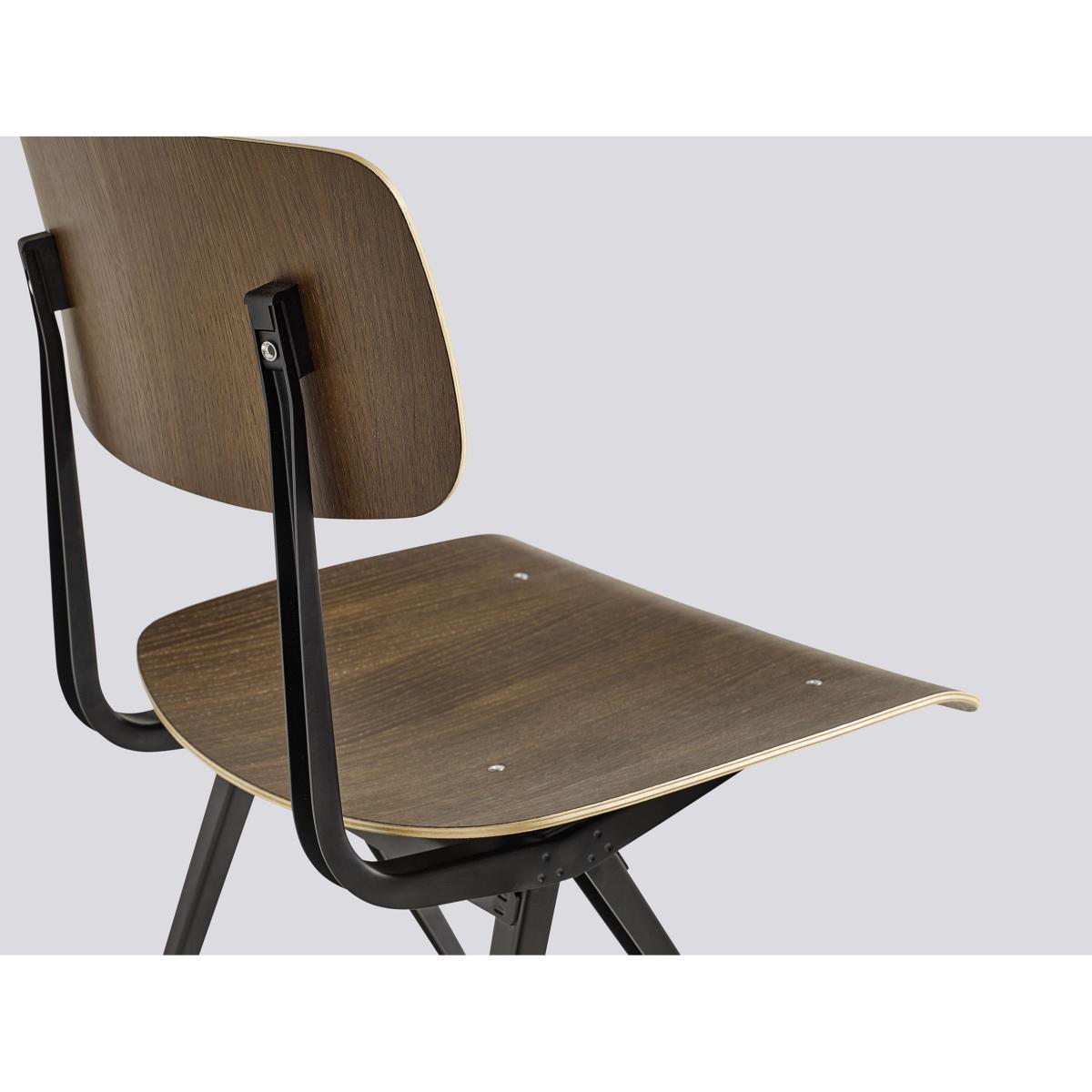 Result Chair - / 1958 reissue by Hay Black/Natural wood – image 4