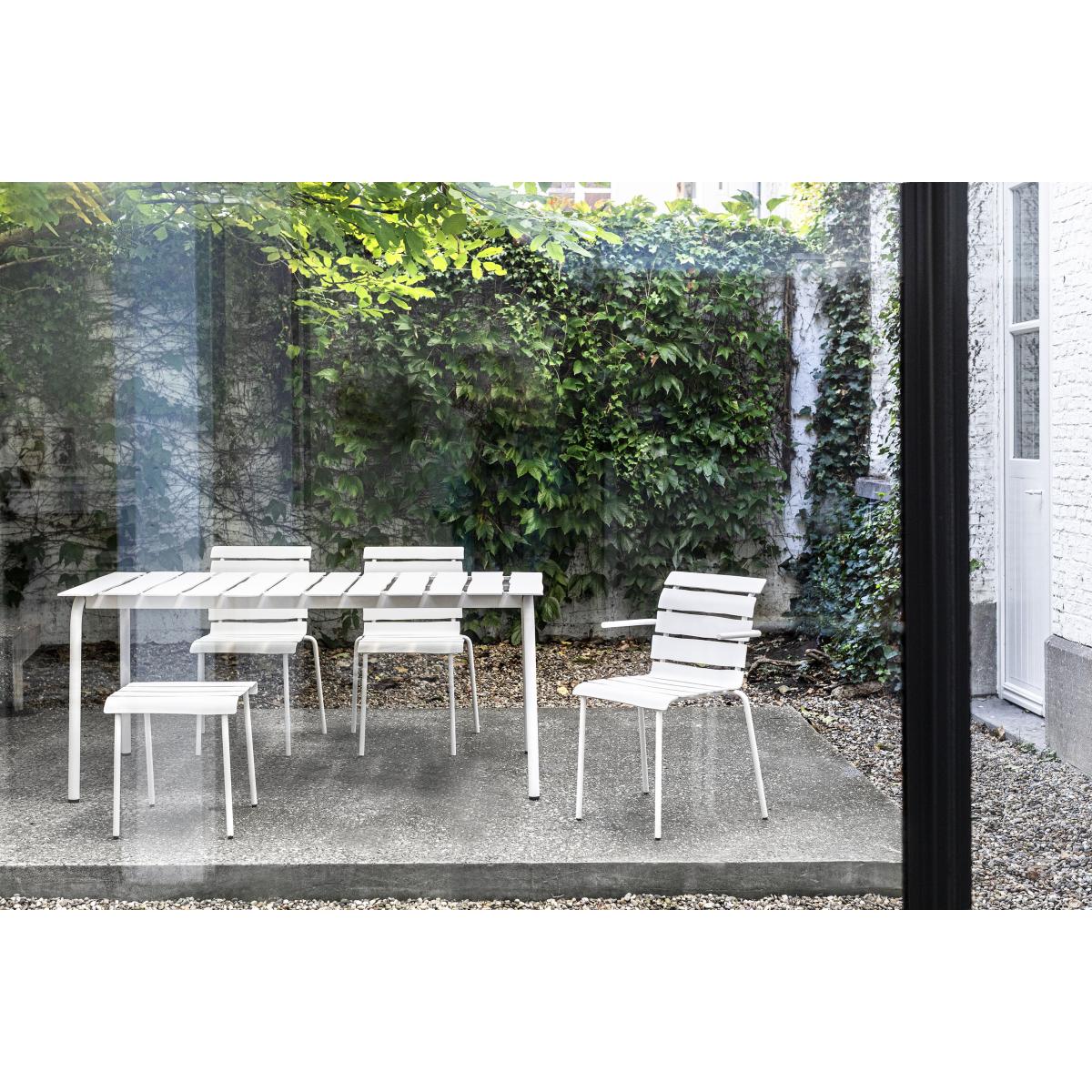 Aligned Stacking chair - / By Maarten Baas - Aluminium by valerie objects White – image 4