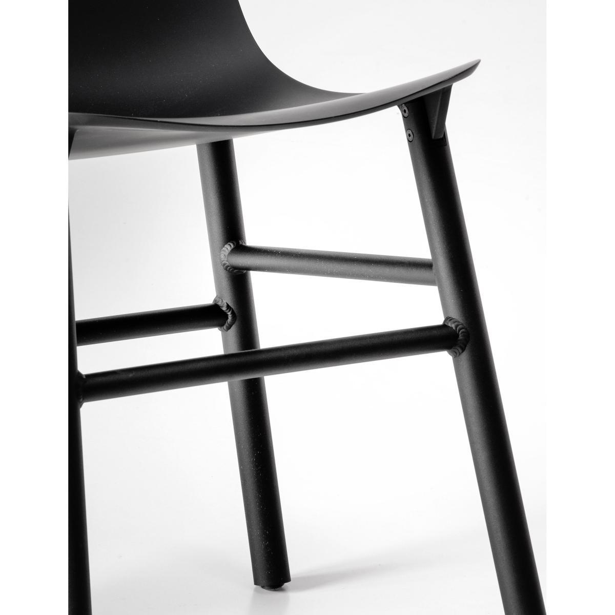 Sharky Outdoor Chair - Plastic & metal legs by Kristalia White – image 7