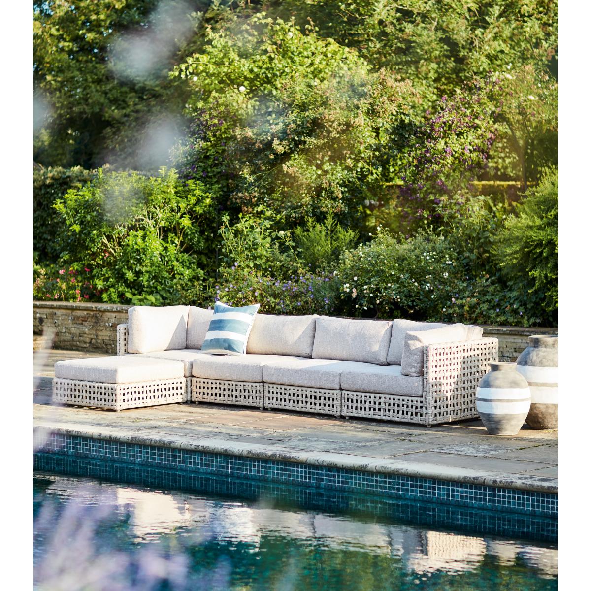 Treillage Armless Chair – image 3
