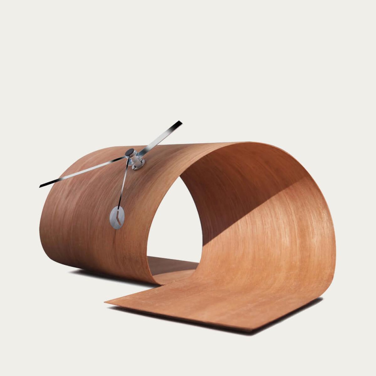 Cedar Loop Table Clock – image 1