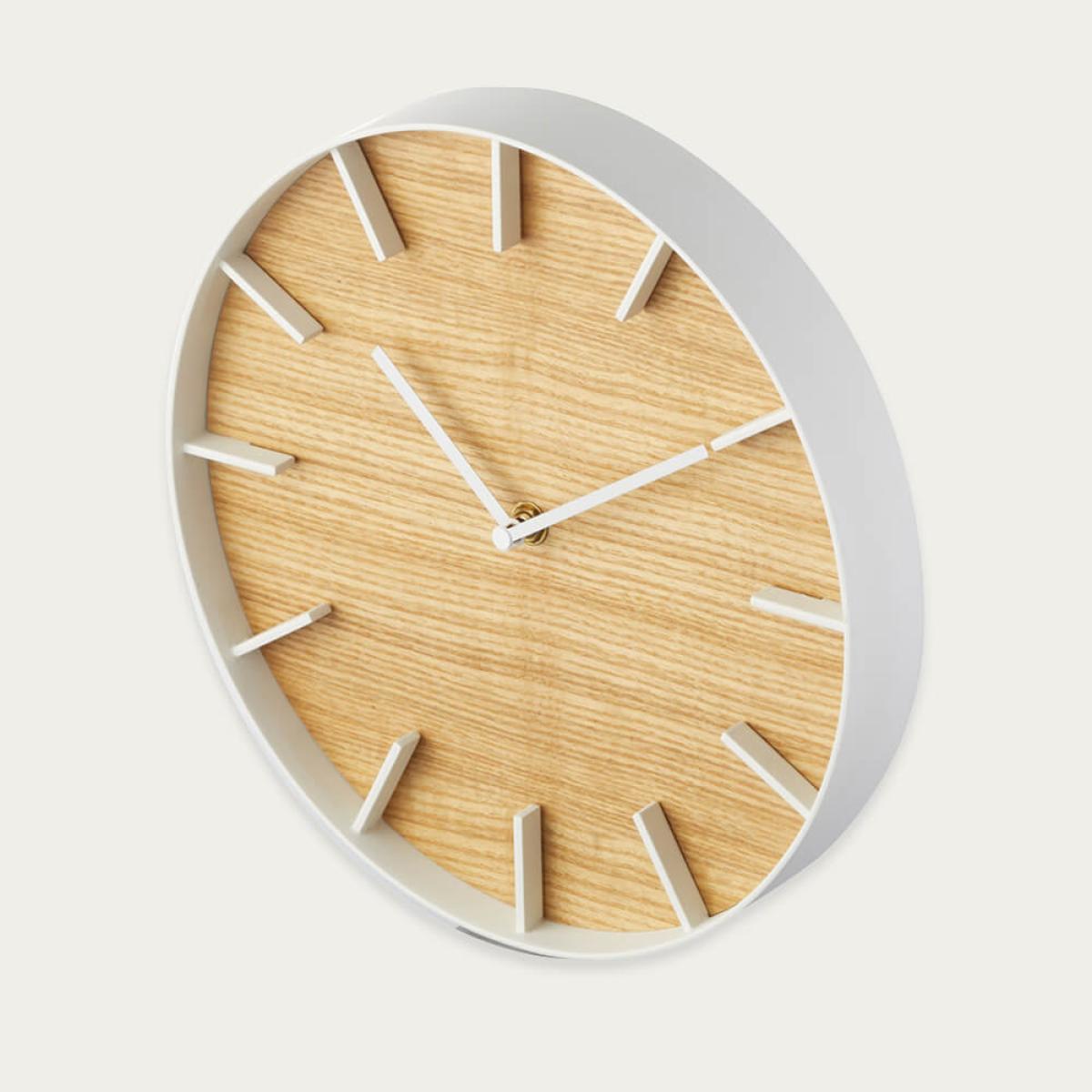 White Rin Wall Clock – image 3