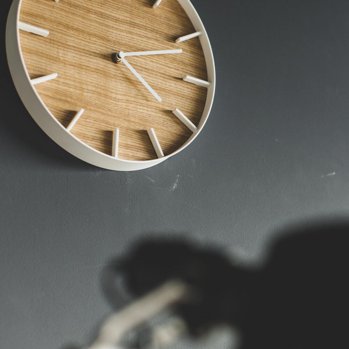 White Rin Wall Clock – image 7