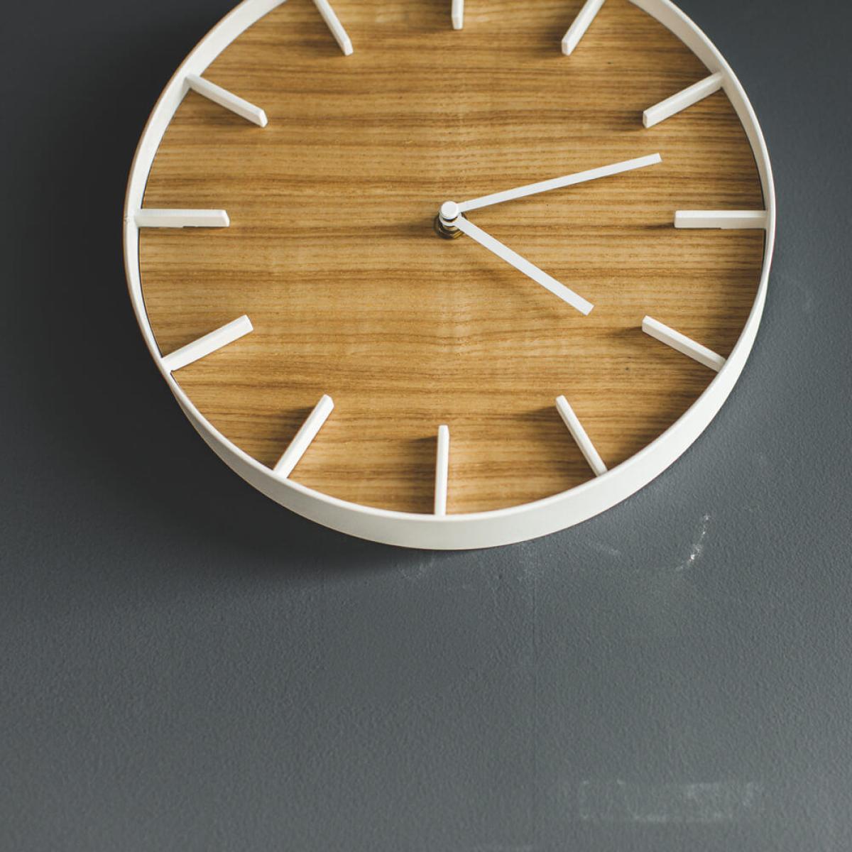 White Rin Wall Clock – image 9