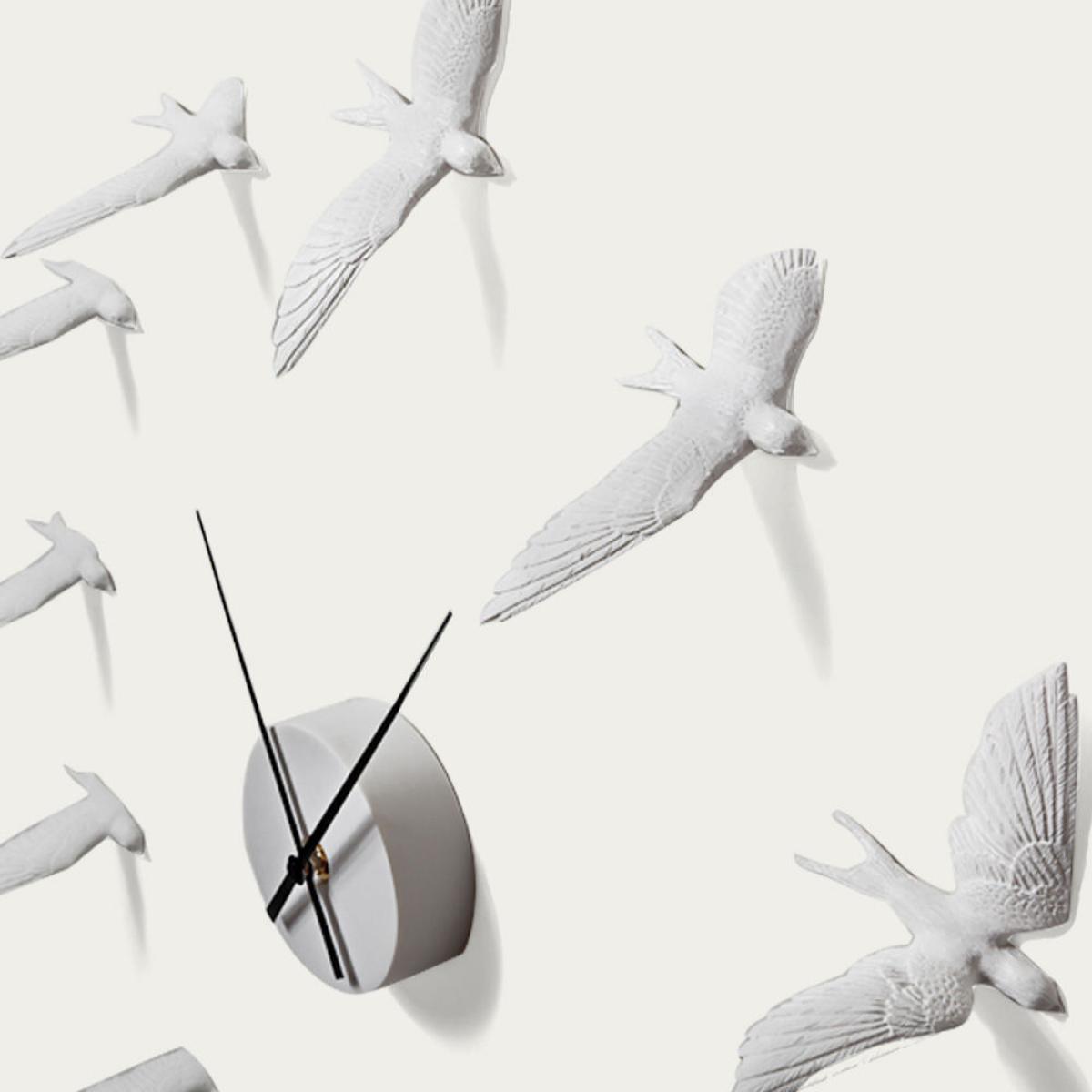 Swallow Clock – image 3