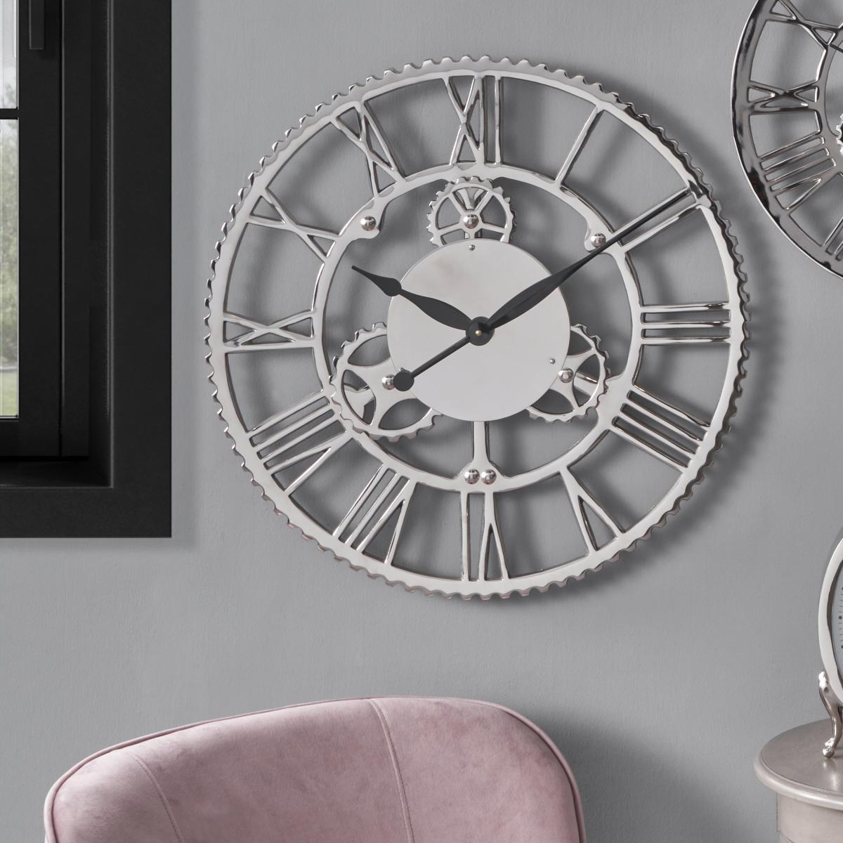 Shiny Nickel Cog Design Wall Clock 61cm Silver – image 1