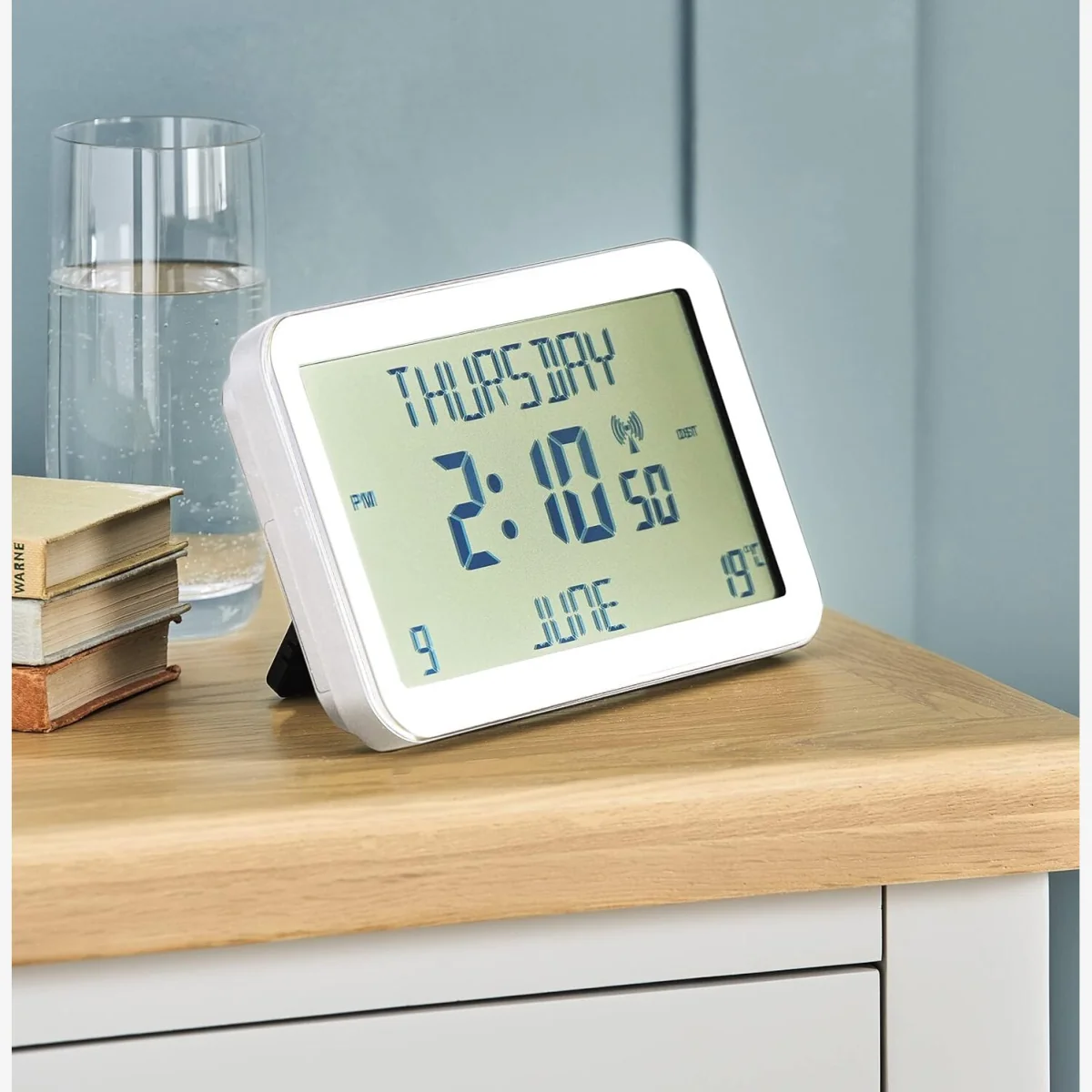 Easy To Read Radio Controlled Calendar Clock - White